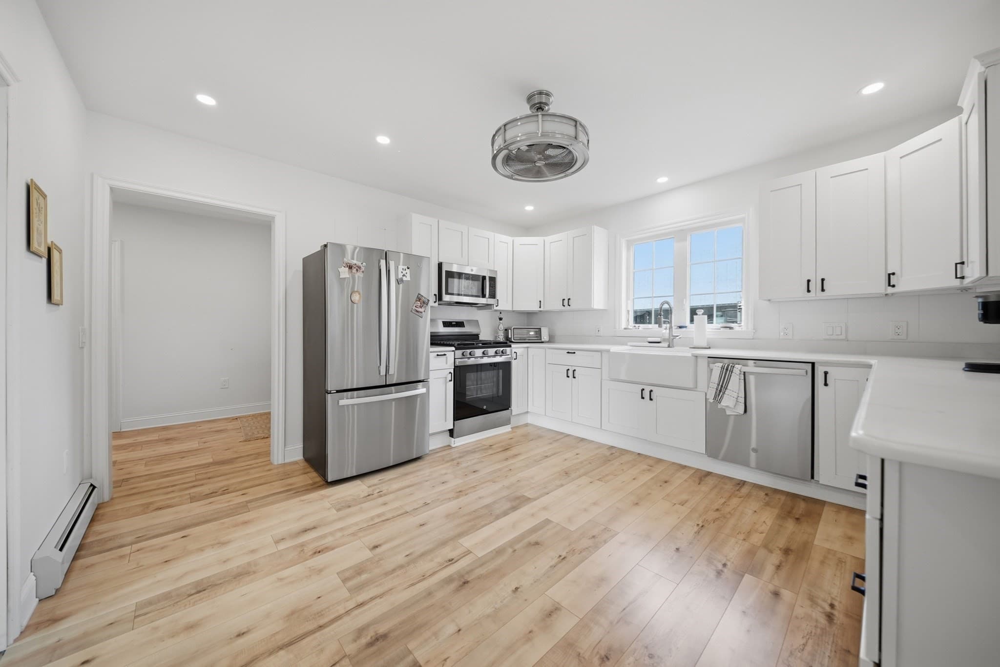 Multi Family at 216 Monument, Haverhill MA 01832, Haverhill, photo 5 of 41