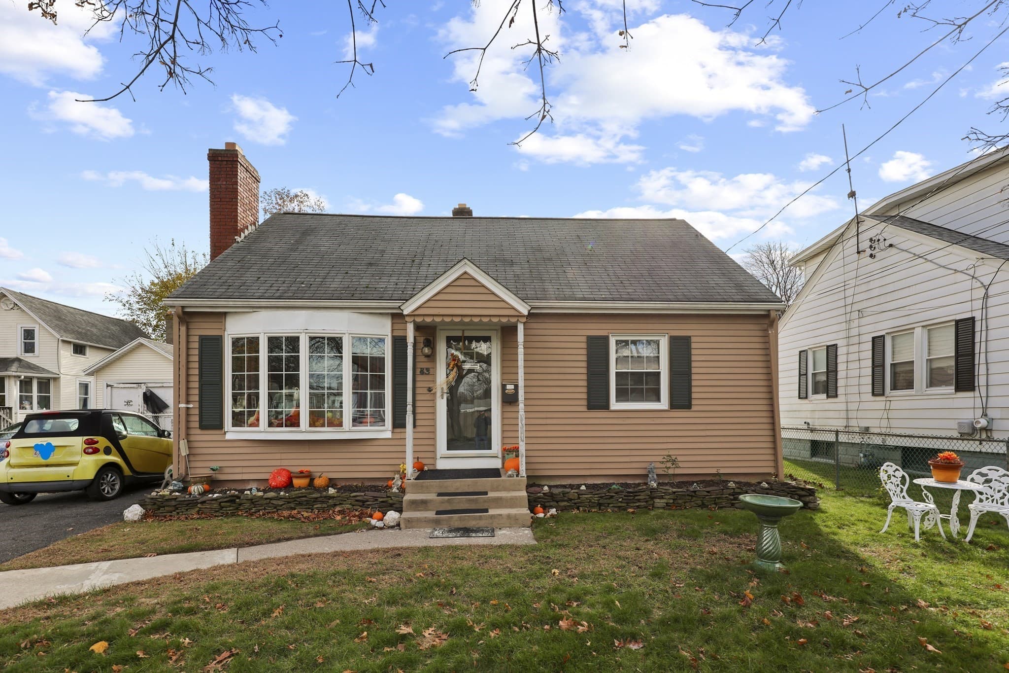 Single Family Residence at 83 Oklahoma St, Springfield MA 01104, Springfield, photo 2 of 32