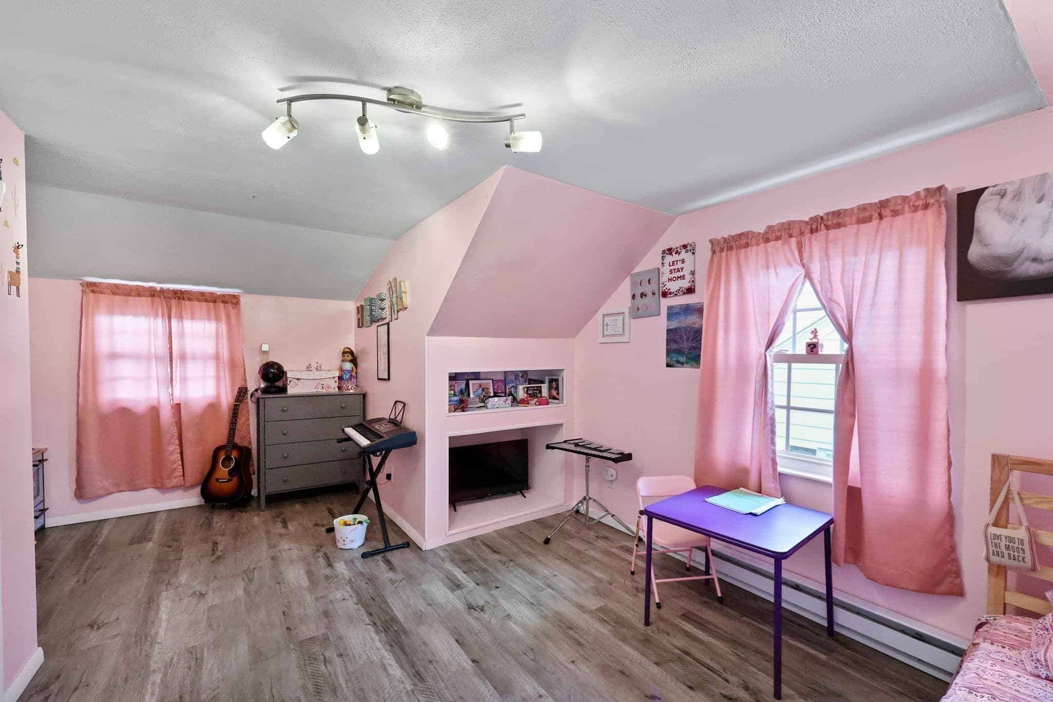 Single Family Residence at 83 Oklahoma St, Springfield MA 01104, Springfield, photo 20 of 32