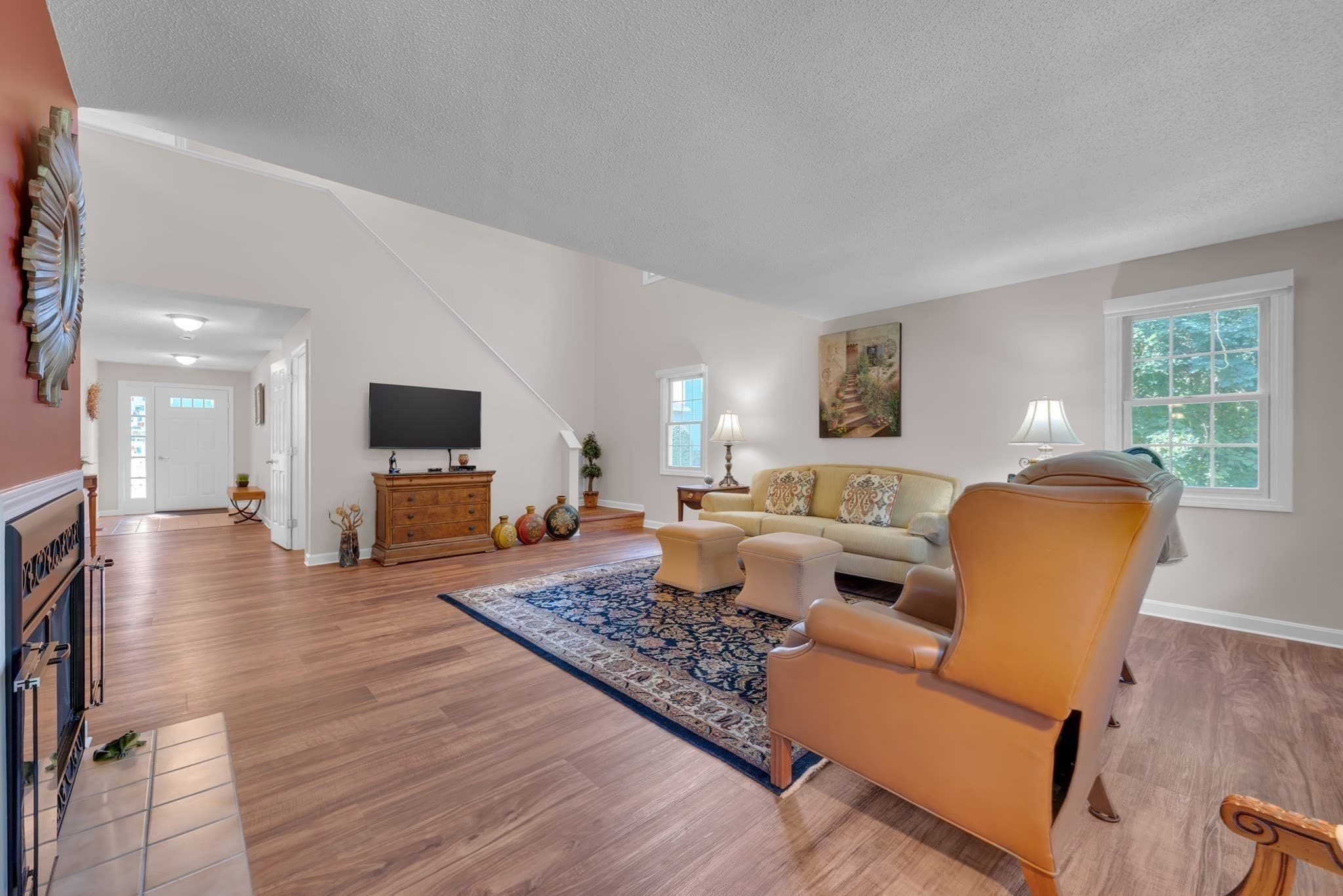 Condominium at 36 Betsy Ross Cir # 36, Sturbridge MA 01566, Sturbridge, photo 3 of 38