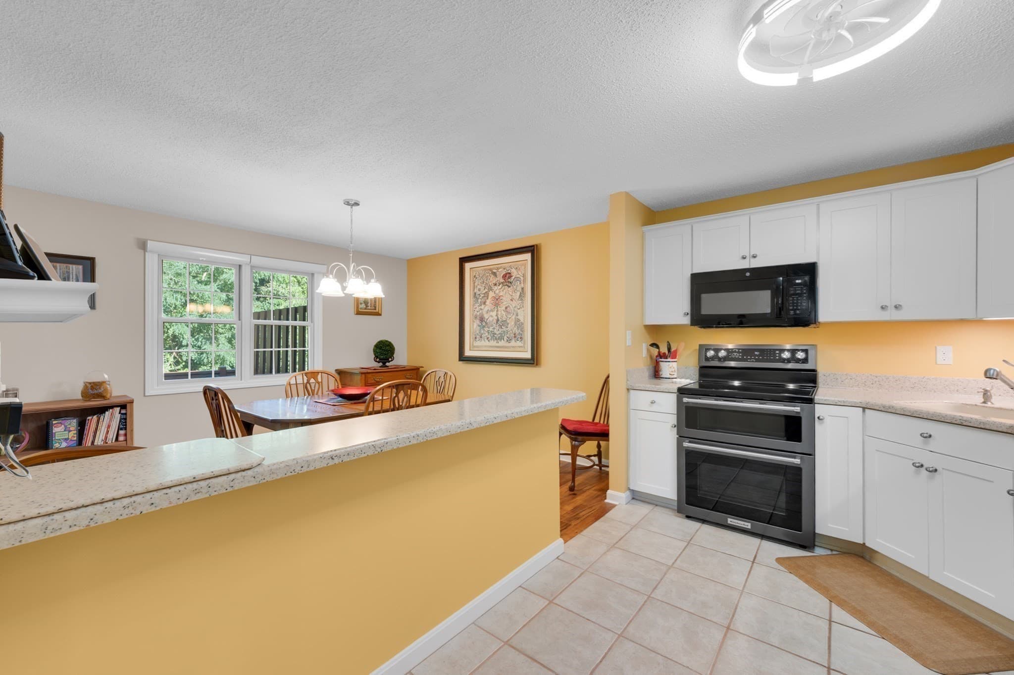 Condominium at 36 Betsy Ross Cir # 36, Sturbridge MA 01566, Sturbridge, photo 11 of 38