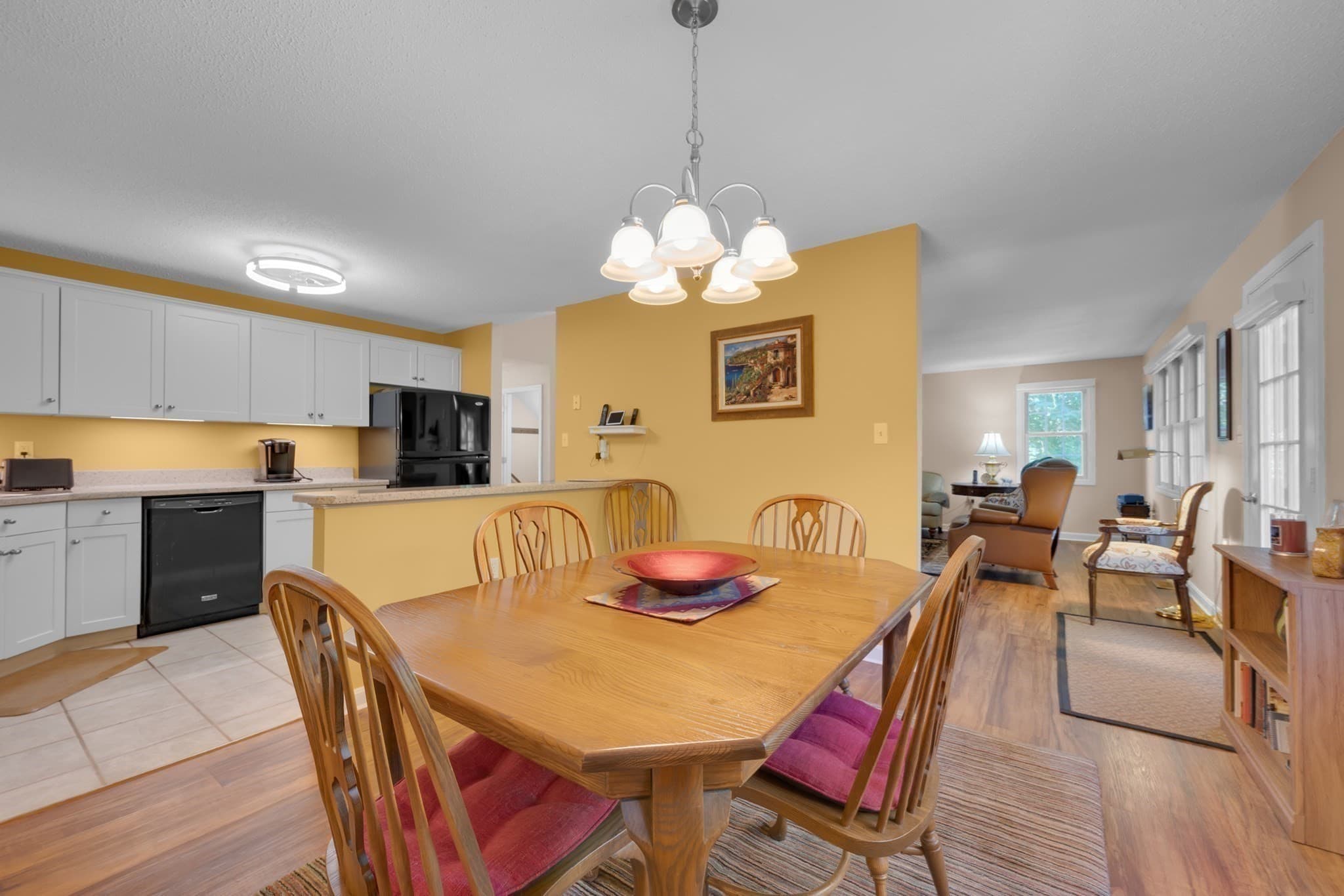 Condominium at 36 Betsy Ross Cir # 36, Sturbridge MA 01566, Sturbridge, photo 8 of 38