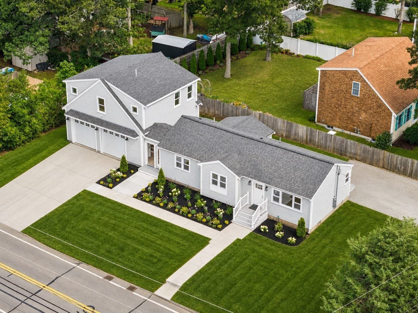80 Seacoast Shores Blvd, Falmouth MA 02536