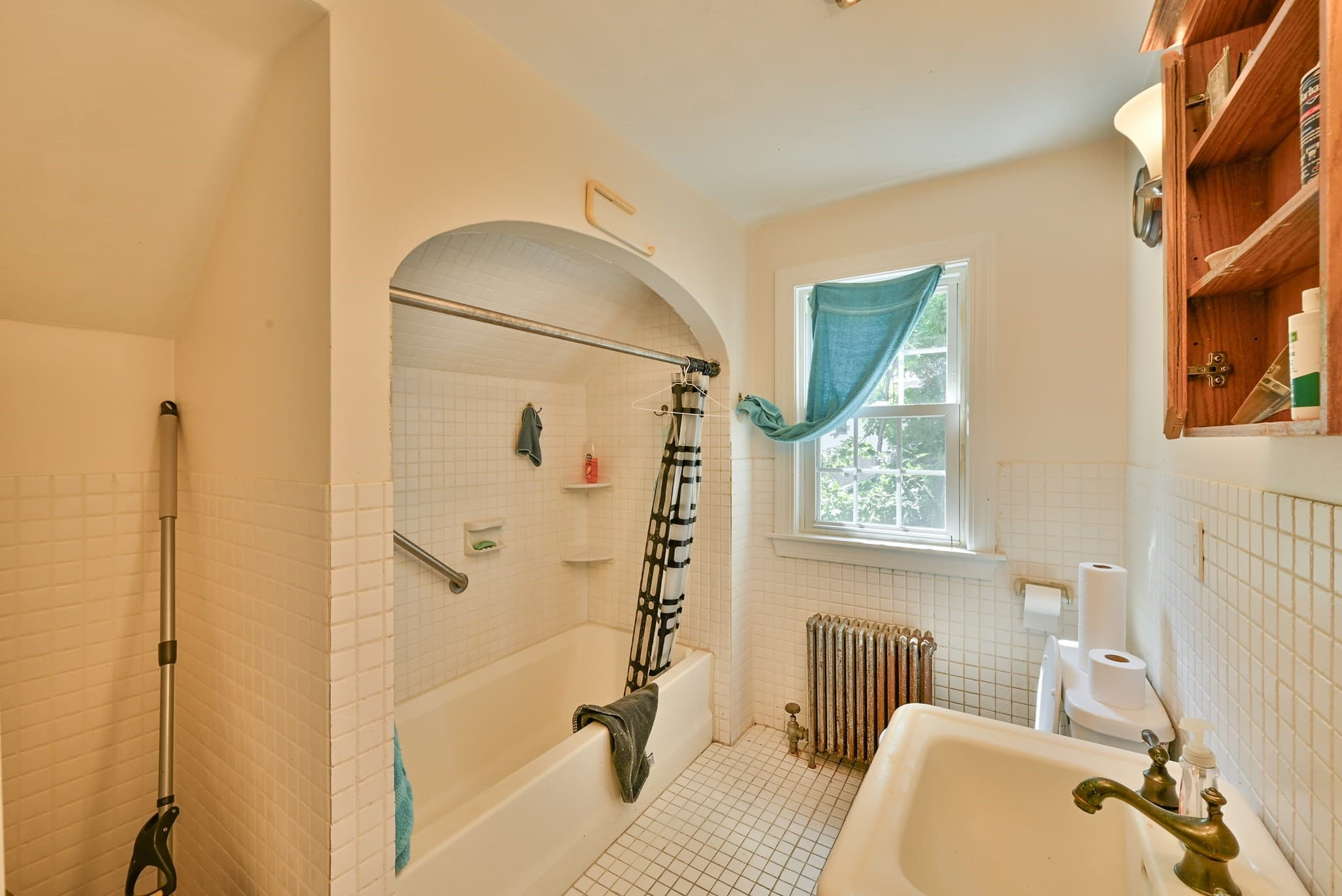 Single Family Residence at 1278 Pleasant St, Worcester MA 01602, Worcester, photo 27 of 27