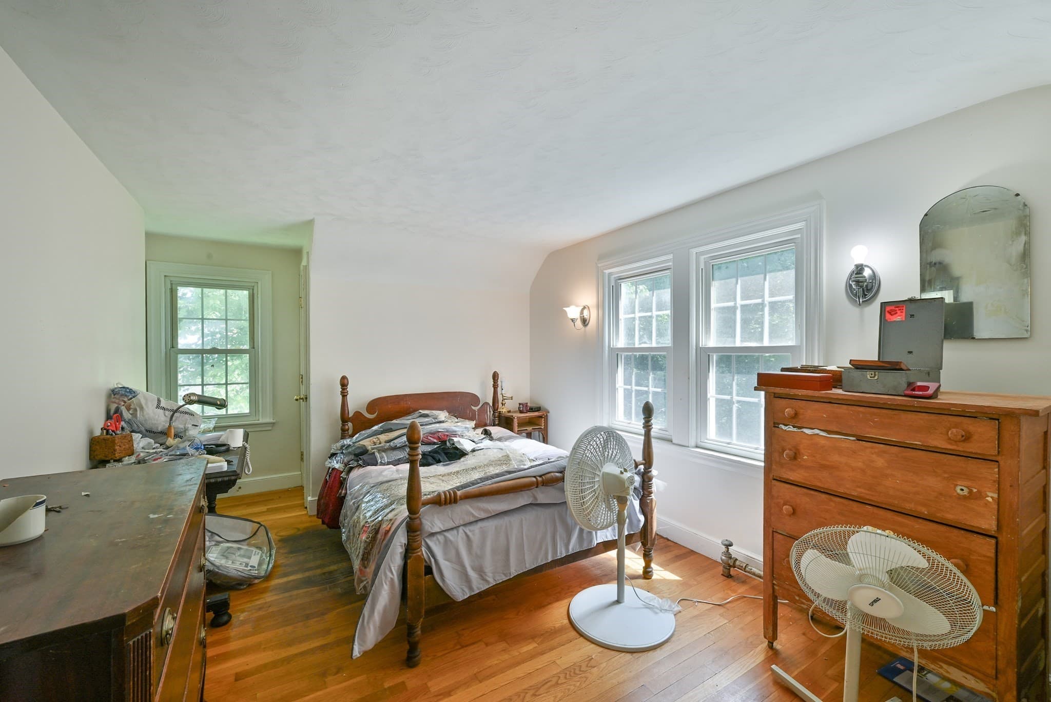 Single Family Residence at 1278 Pleasant St, Worcester MA 01602, Worcester, photo 26 of 27