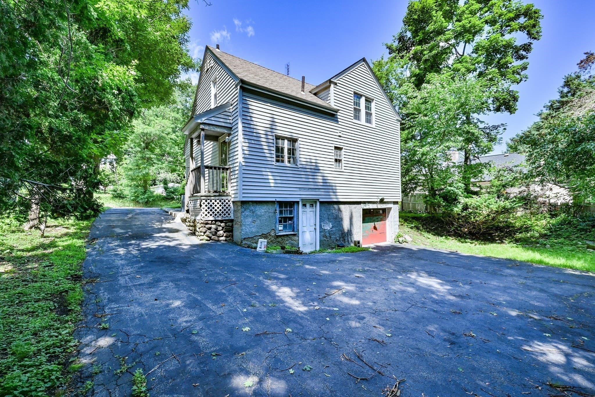 Single Family Residence at 1278 Pleasant St, Worcester MA 01602, Worcester, photo 3 of 27
