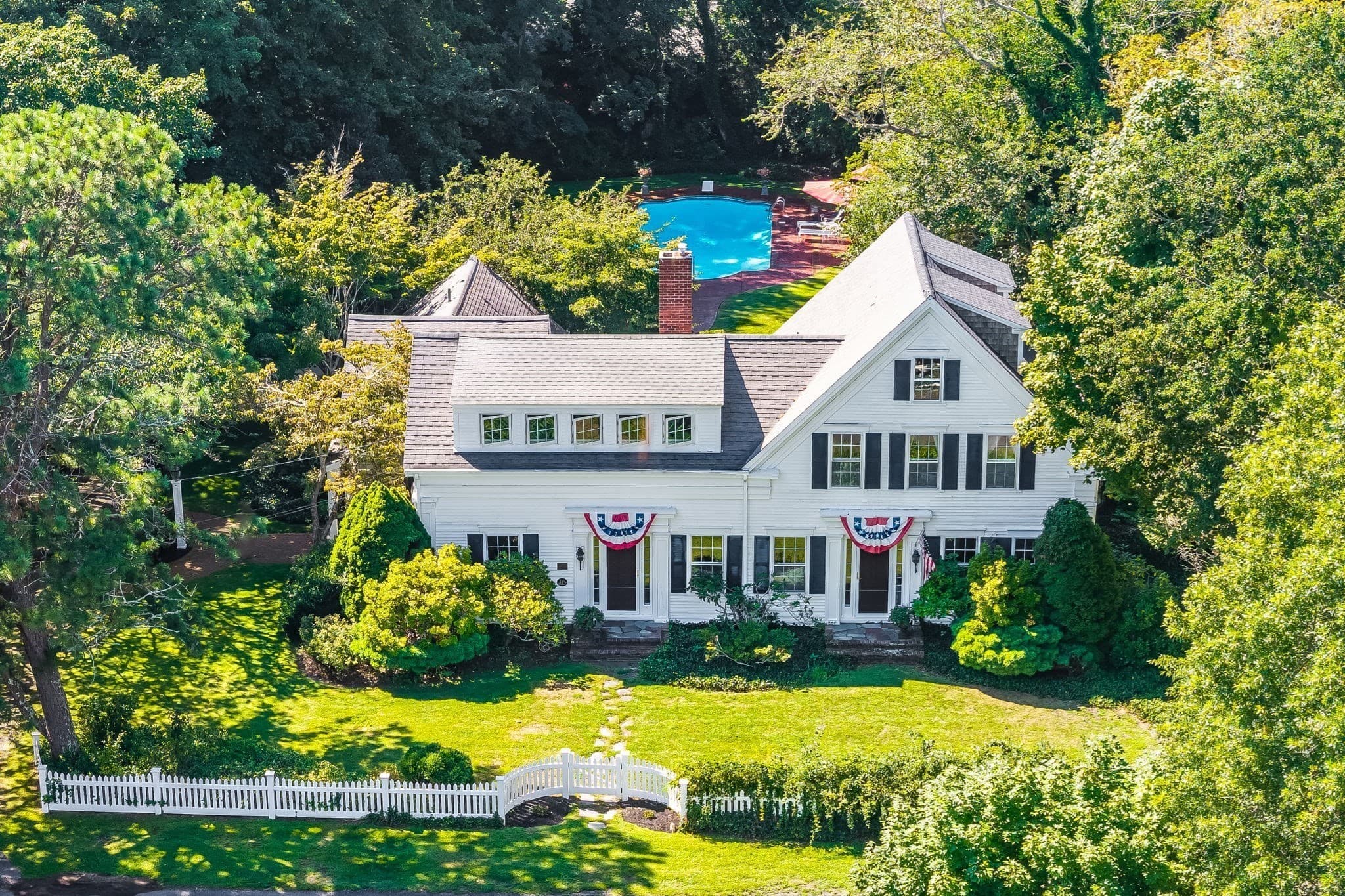 69 River St., Yarmouth MA 02664