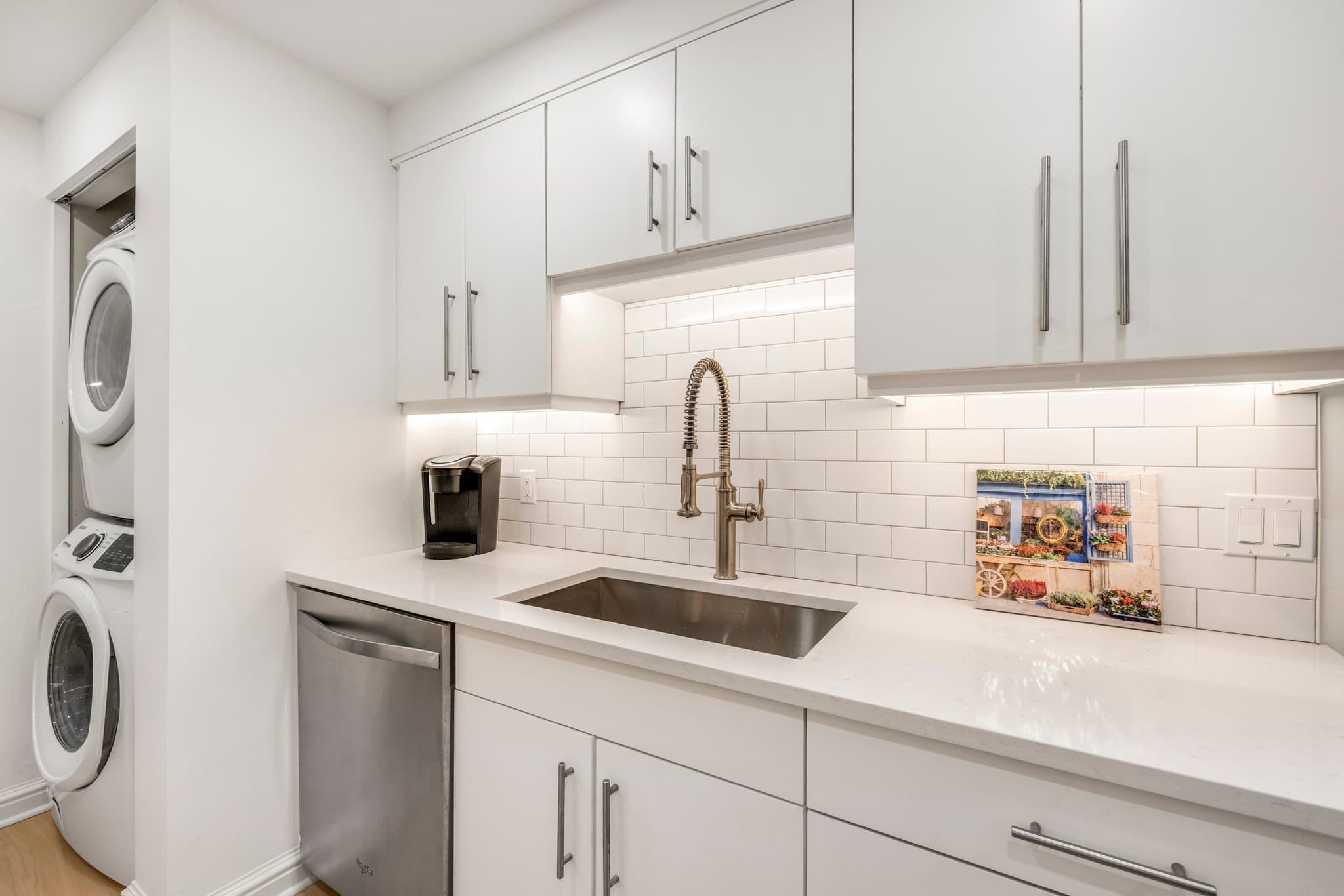 Condominium at 183-185A Massachusetts Ave # 803, Boston MA 02115, photo 10 of 28