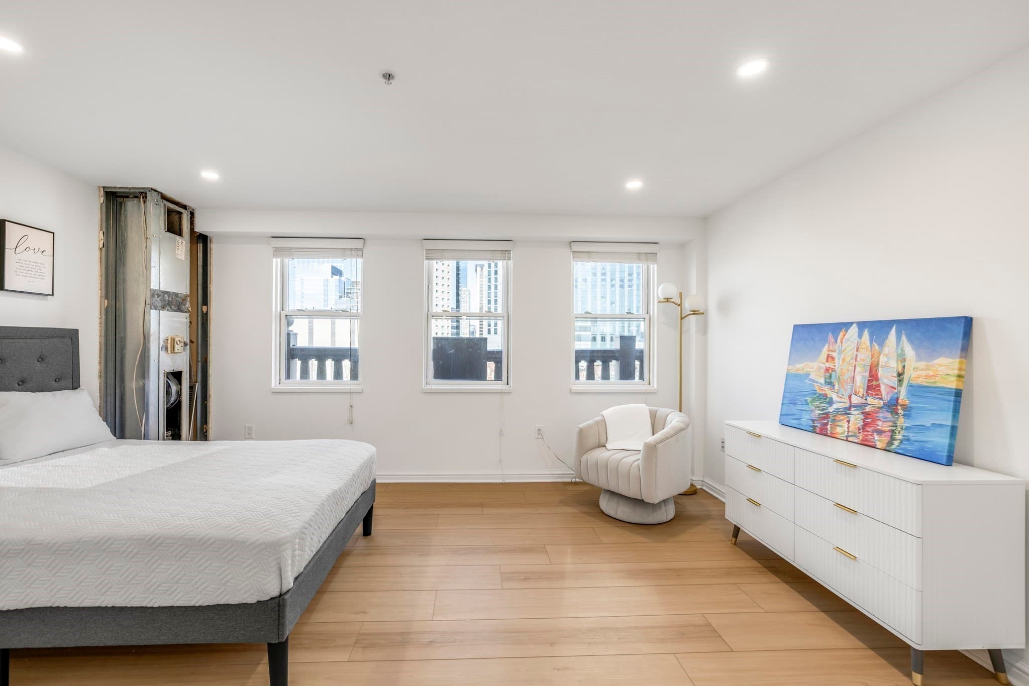 Condominium at 183-185A Massachusetts Ave # 803, Boston MA 02115, photo 14 of 28