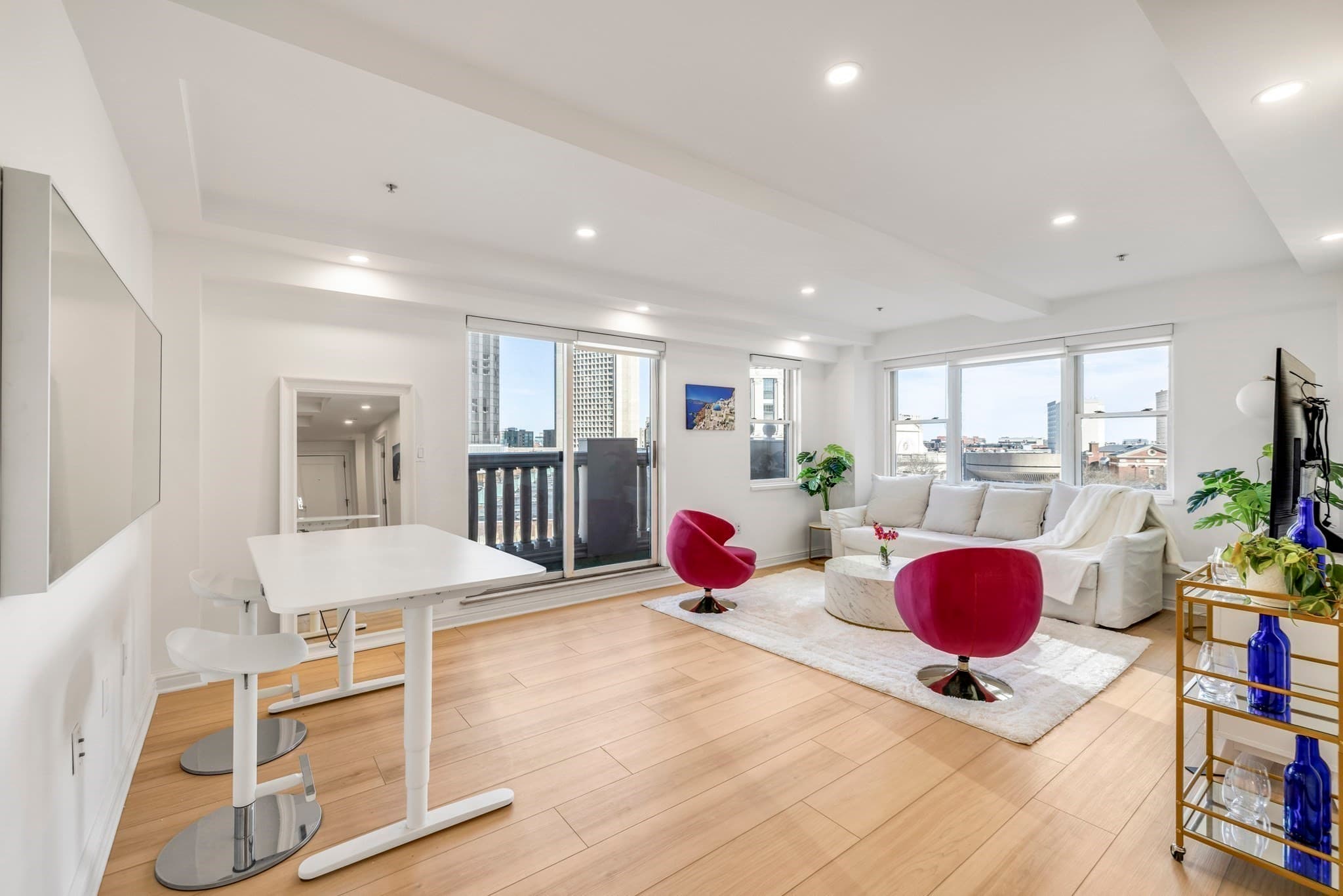 Condominium at 183-185A Massachusetts Ave # 803, Boston MA 02115, photo 4 of 28