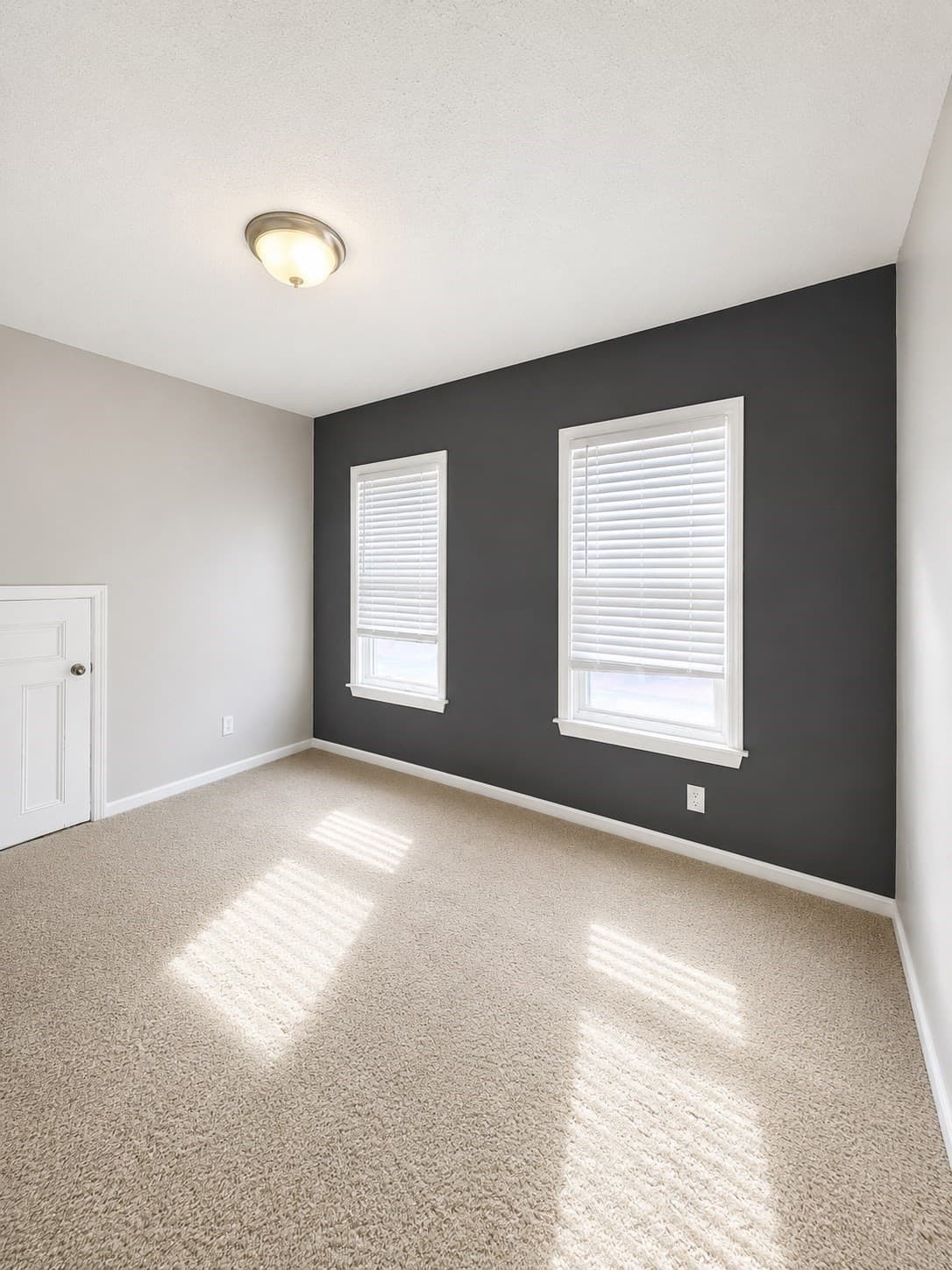 Single Family Residence at 61 Austin St, Chicopee MA 01013, photo 9 of 22