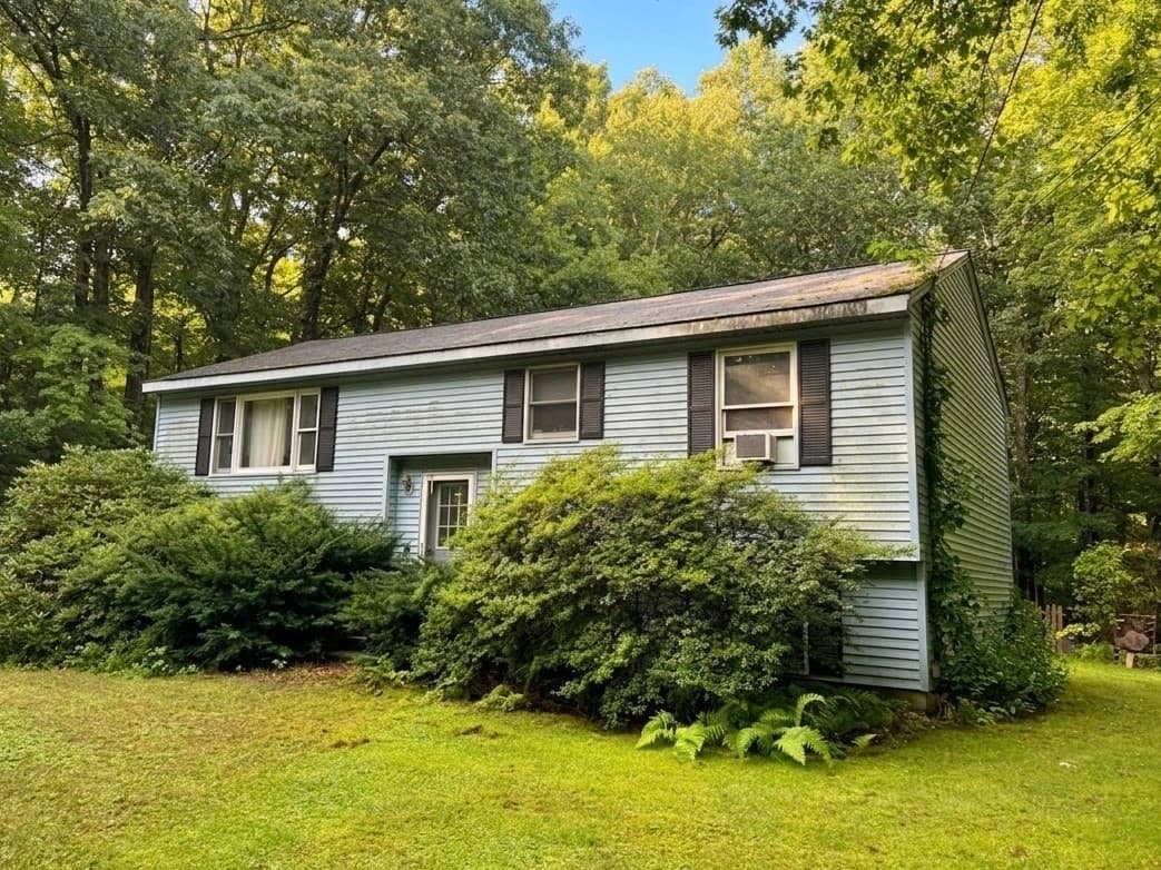 Single Family Residence at 94 Long Hill Rd, Brookfield MA 01506, Brookfield, photo 2 of 15