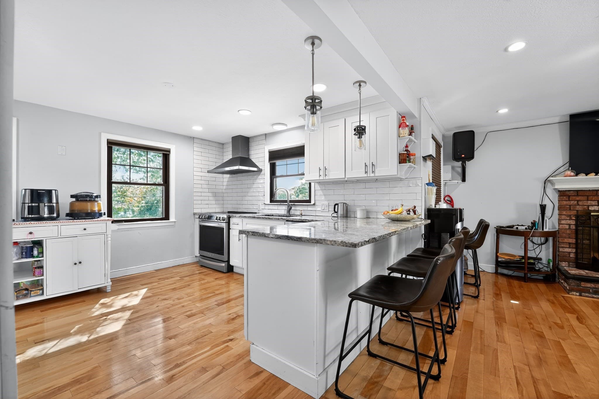 Single Family Residence at 116 Gordon Rd, Braintree MA 02184, Braintree, photo 15 of 27