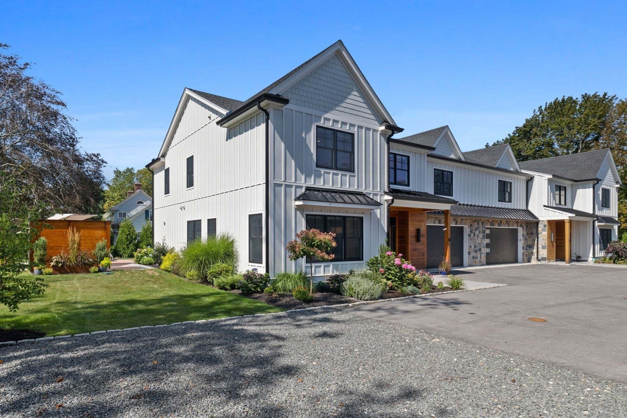 Condominium at 8 Orchard Road # B, Gloucester MA 01930, Gloucester, photo 32 of 33