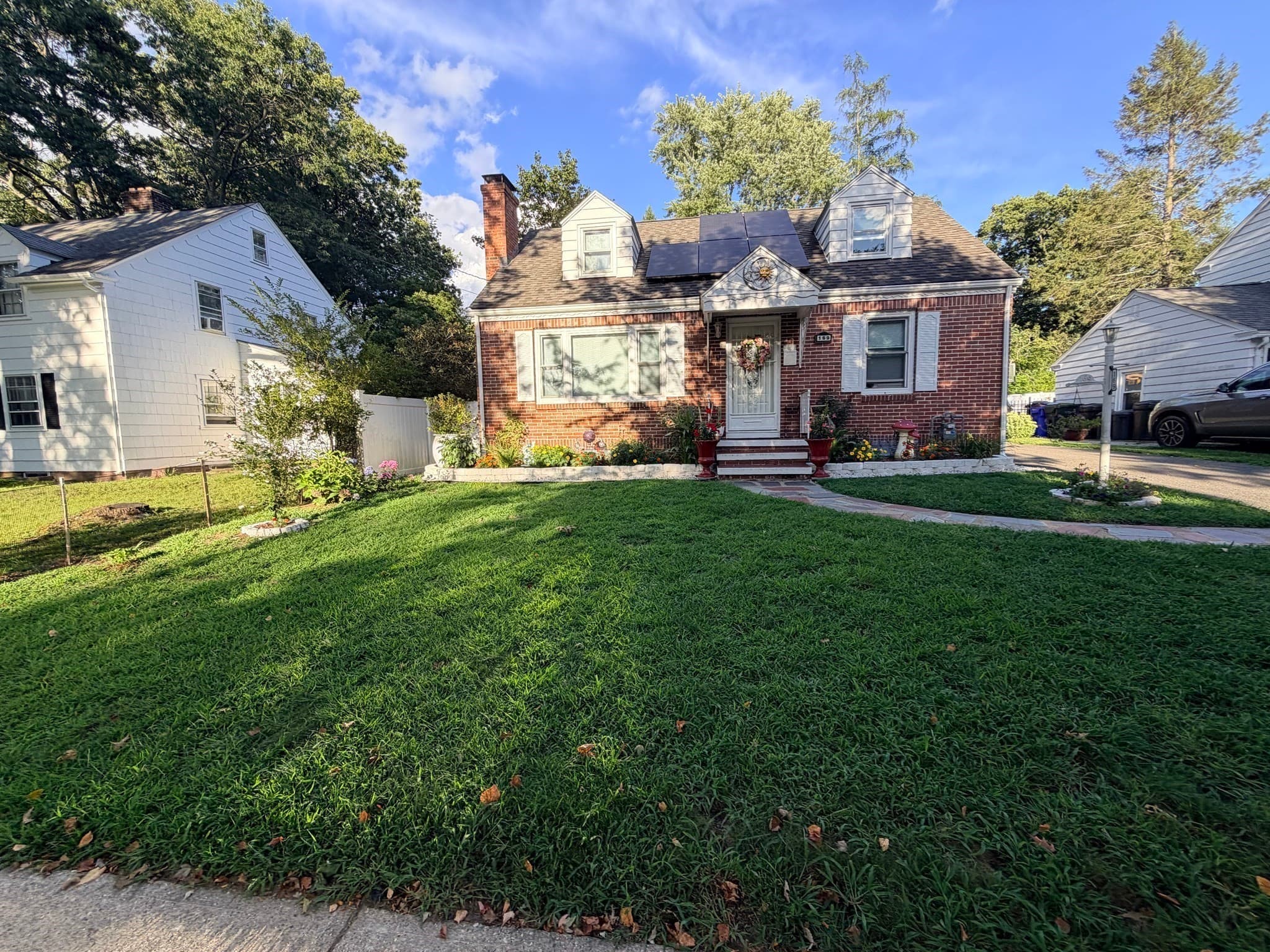 Single Family Residence at 169 Roosevelt Ave, Springfield MA 01118, Springfield, photo 2 of 30