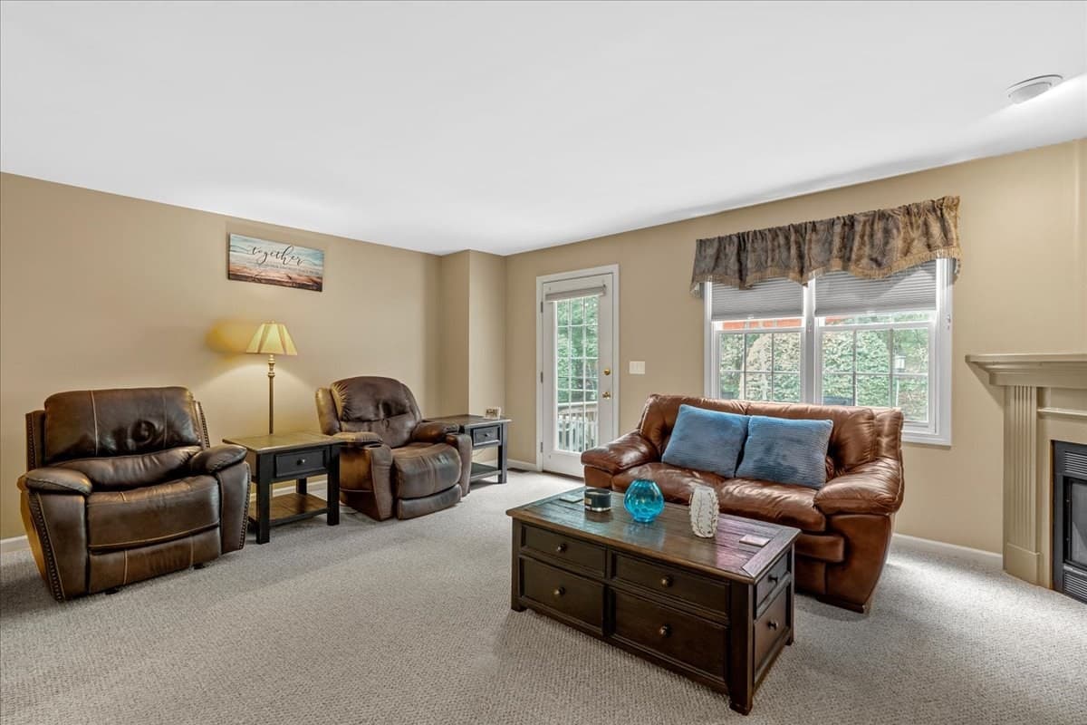 Condominium at 20 Waltham Dr # 20, Plainville MA 02762, Plainville, photo 16 of 41