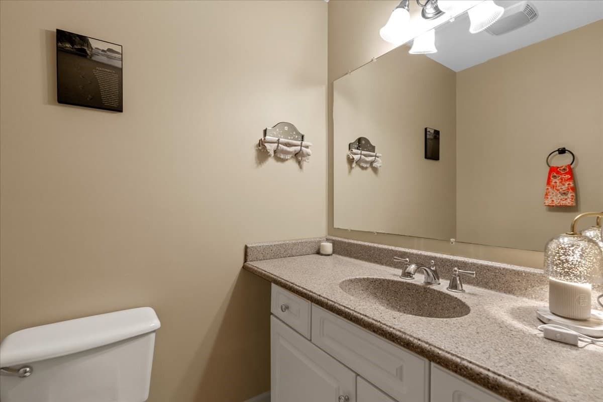 Condominium at 20 Waltham Dr # 20, Plainville MA 02762, Plainville, photo 19 of 41