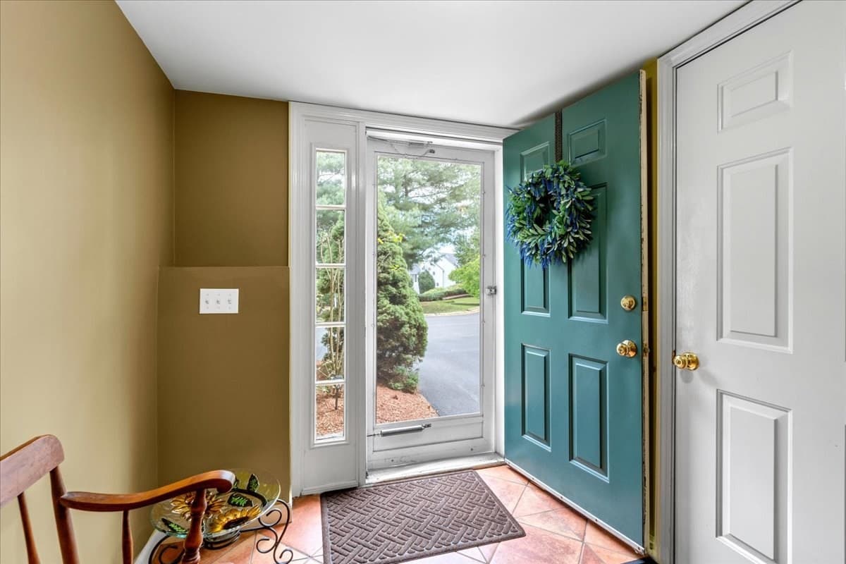 Condominium at 20 Waltham Dr # 20, Plainville MA 02762, Plainville, photo 4 of 41