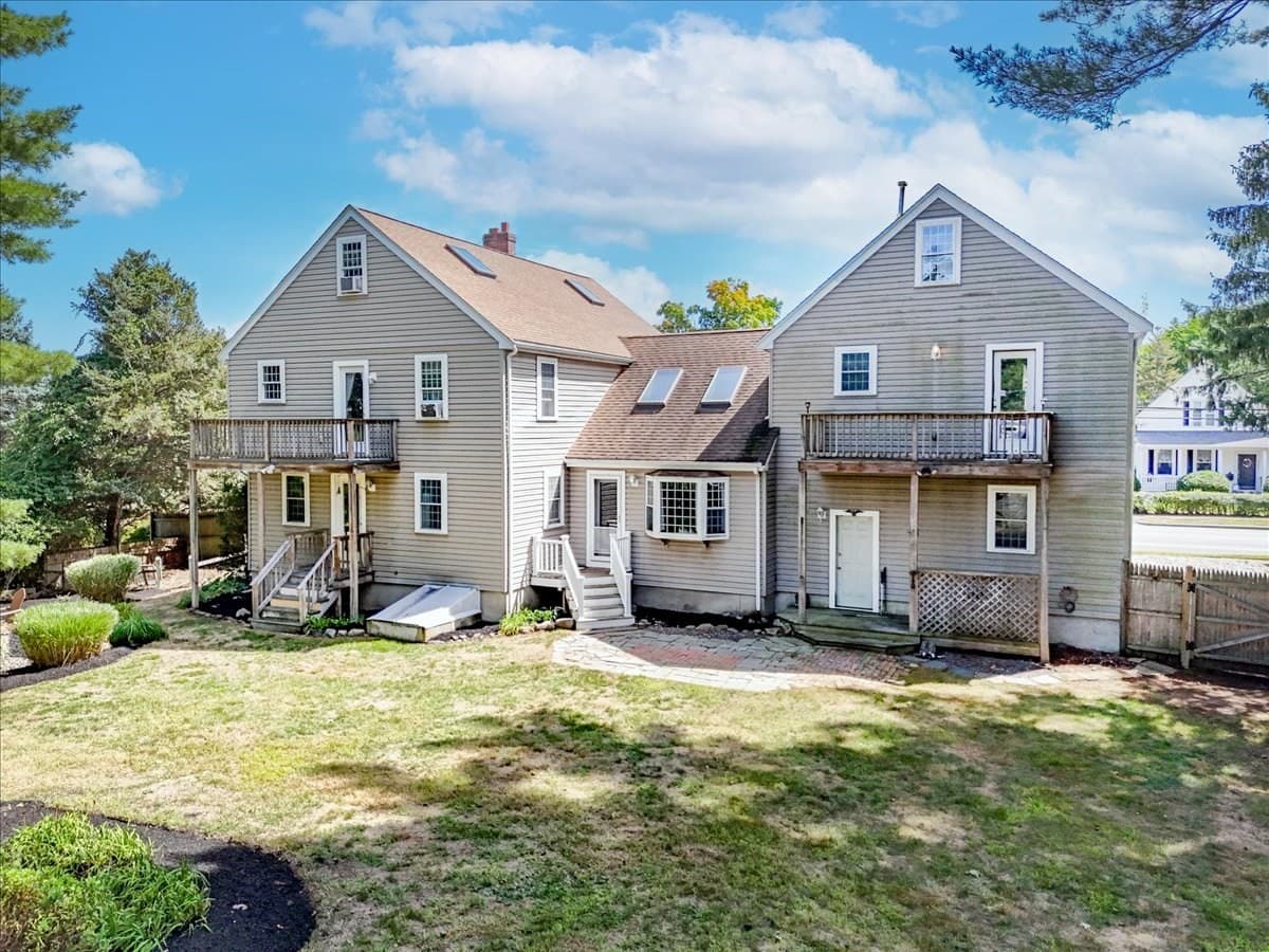 Single Family Residence at 514 Pleasant St, Weymouth MA 02190, Weymouth, photo 6 of 42