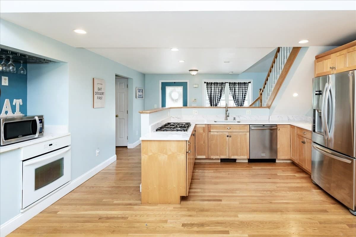 Single Family Residence at 514 Pleasant St, Weymouth MA 02190, Weymouth, photo 12 of 42