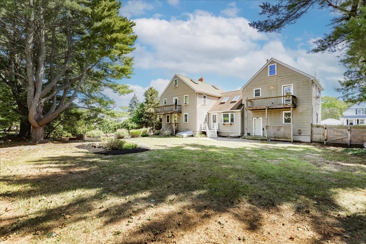 Single Family Residence at 514 Pleasant St, Weymouth MA 02190, Weymouth, photo 34 of 42