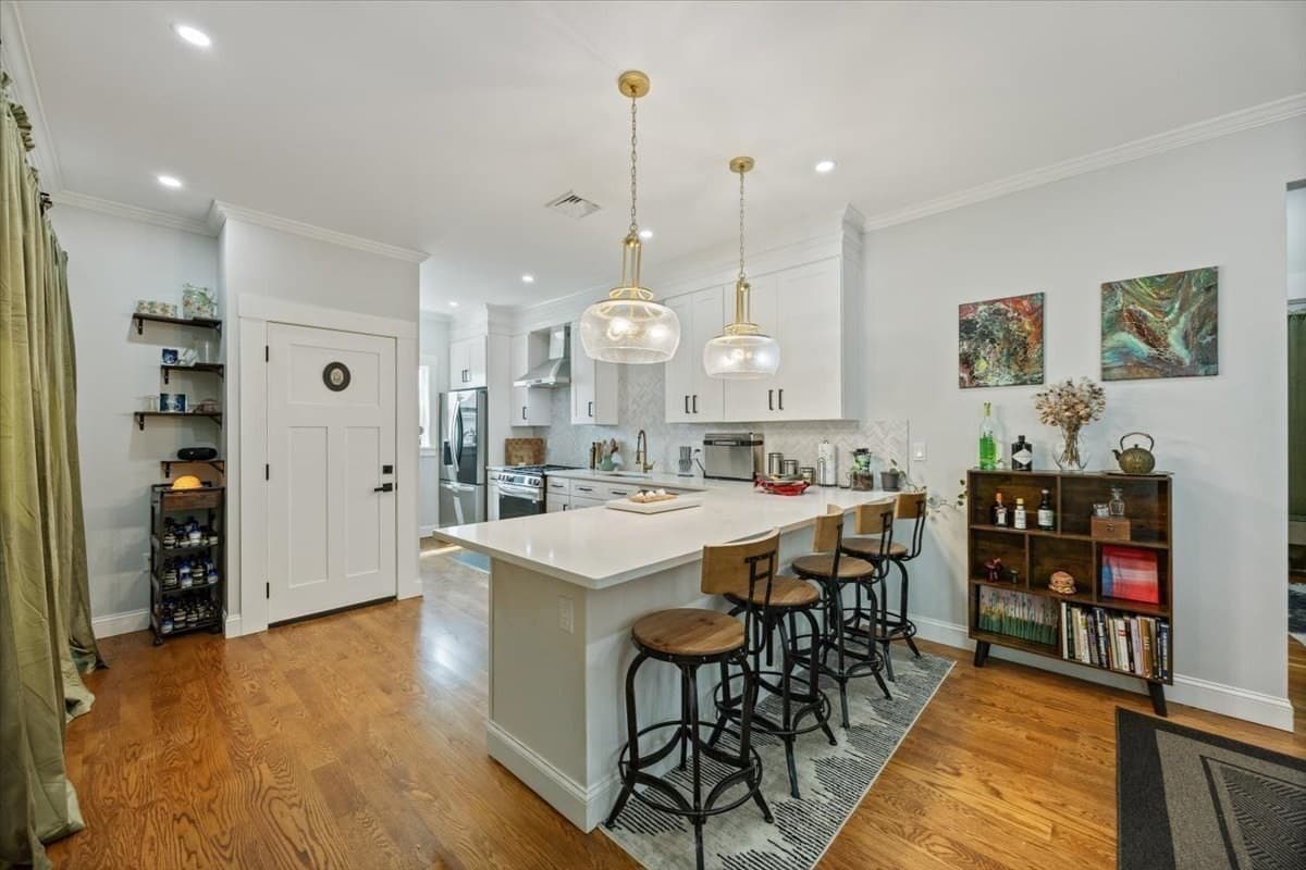 Condominium at 46 Addison St # 2, Chelsea MA 02150, Chelsea, photo 2 of 28