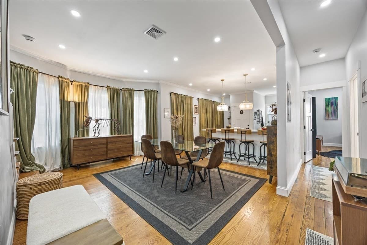 Condominium at 46 Addison St # 2, Chelsea MA 02150, Chelsea, photo 6 of 28