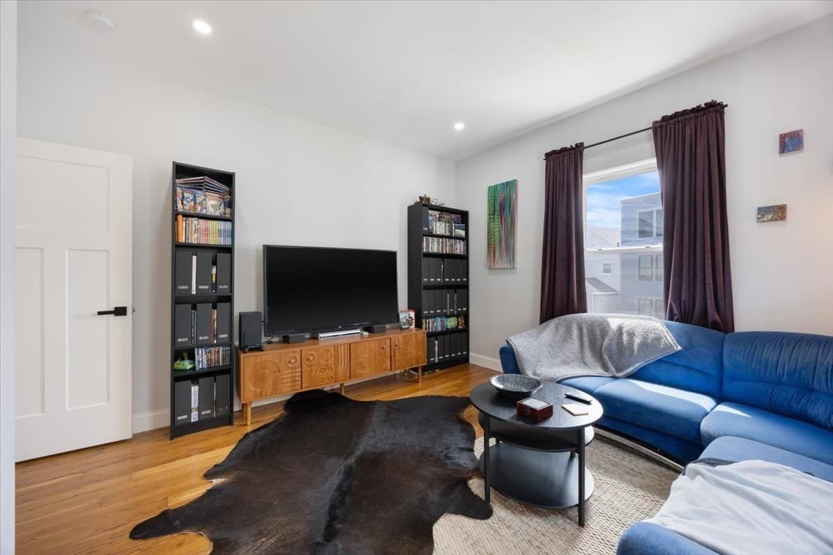 Condominium at 46 Addison St # 2, Chelsea MA 02150, Chelsea, photo 12 of 28