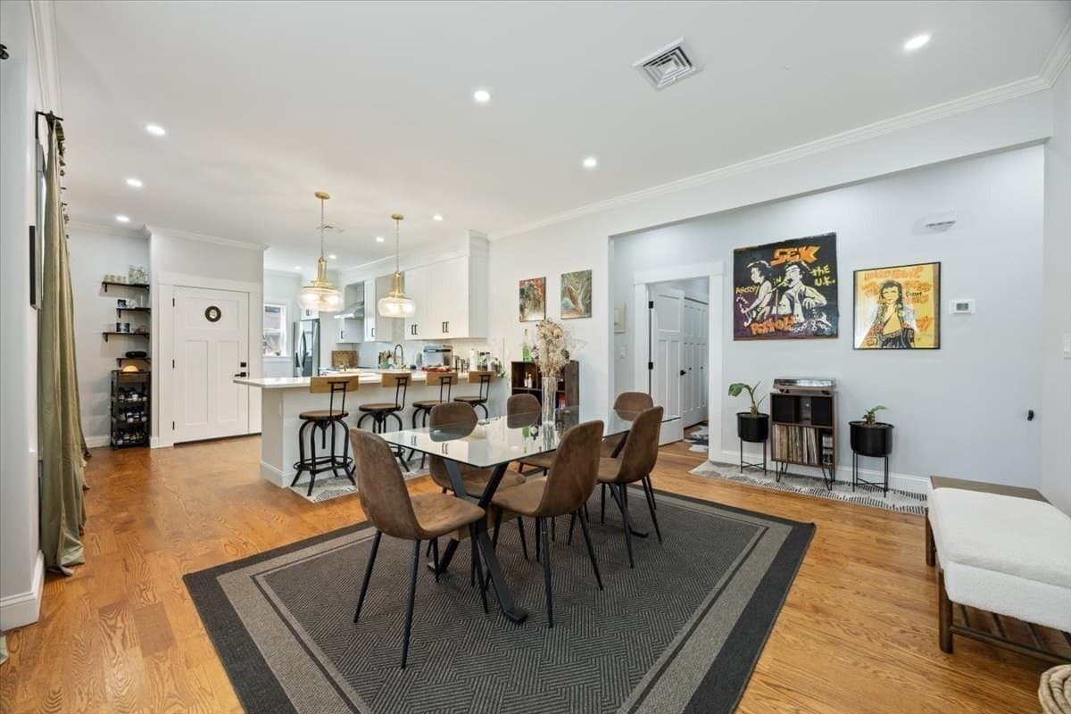 Condominium at 46 Addison St # 2, Chelsea MA 02150, Chelsea, photo 7 of 28