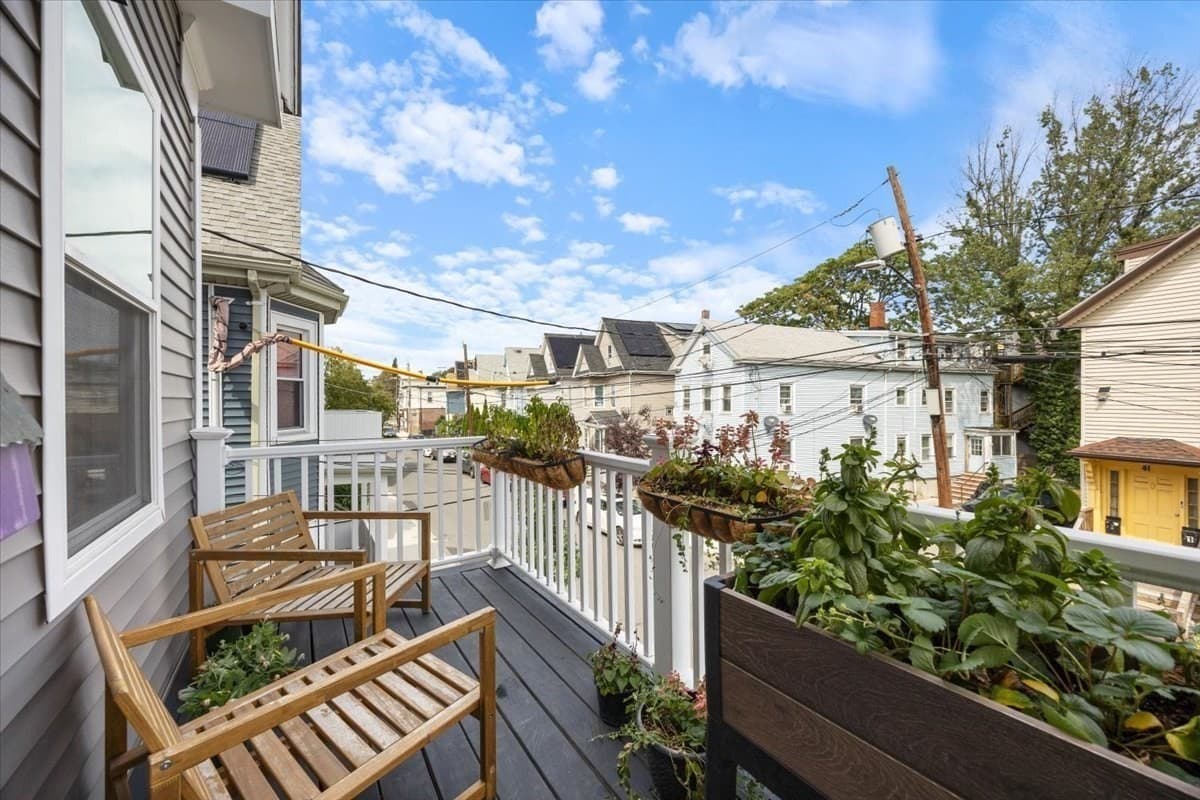 Condominium at 46 Addison St # 2, Chelsea MA 02150, Chelsea, photo 20 of 28