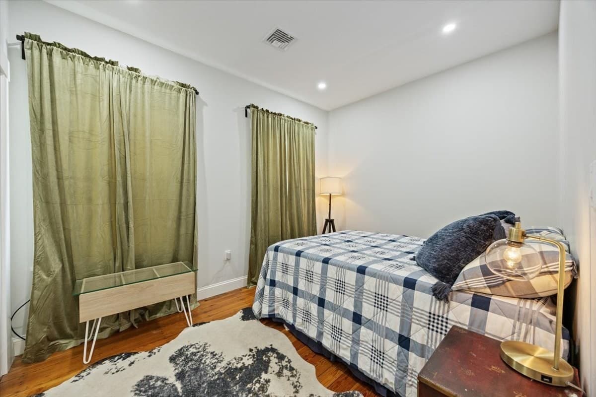 Condominium at 46 Addison St # 2, Chelsea MA 02150, Chelsea, photo 9 of 28