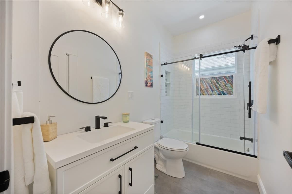 Condominium at 46 Addison St # 2, Chelsea MA 02150, Chelsea, photo 10 of 28