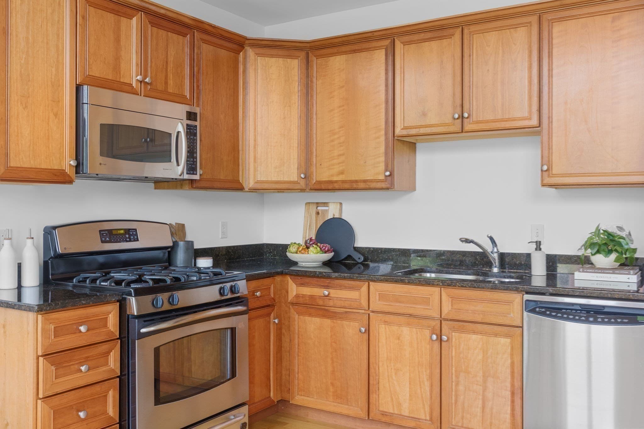 Condominium at 11 Lake Street # 111, Wakefield MA 01880, Wakefield, photo 10 of 20