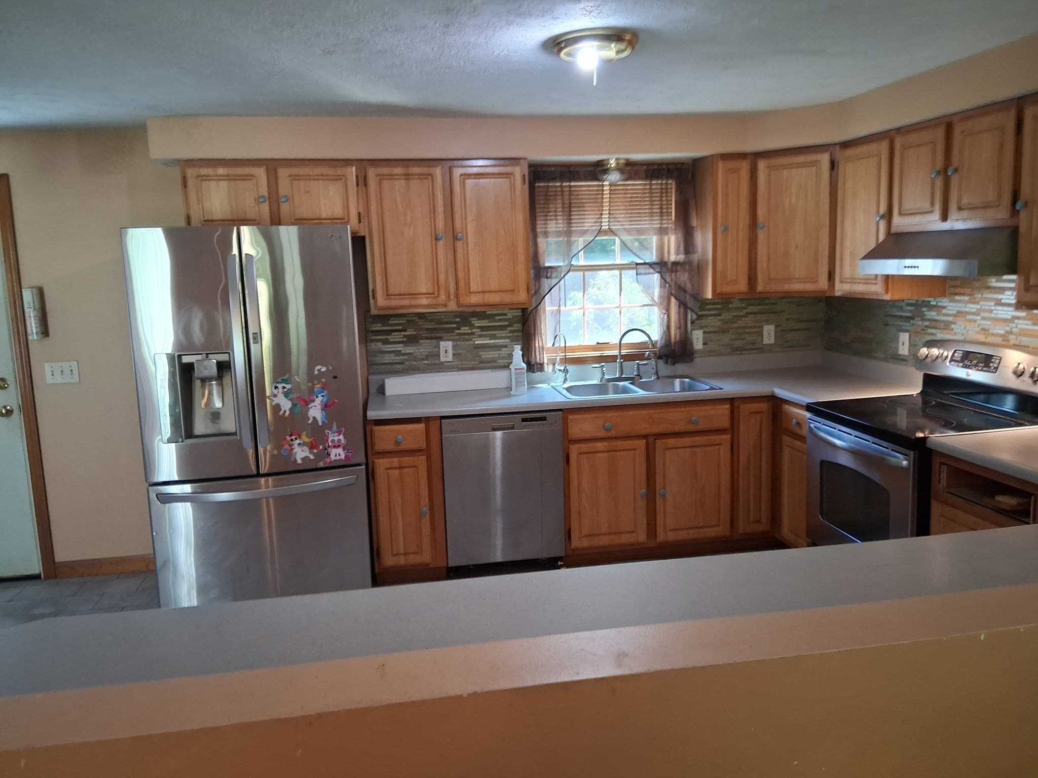 Single Family Residence at 270 Ash St, Winchendon MA 01475, Winchendon, photo 4 of 14