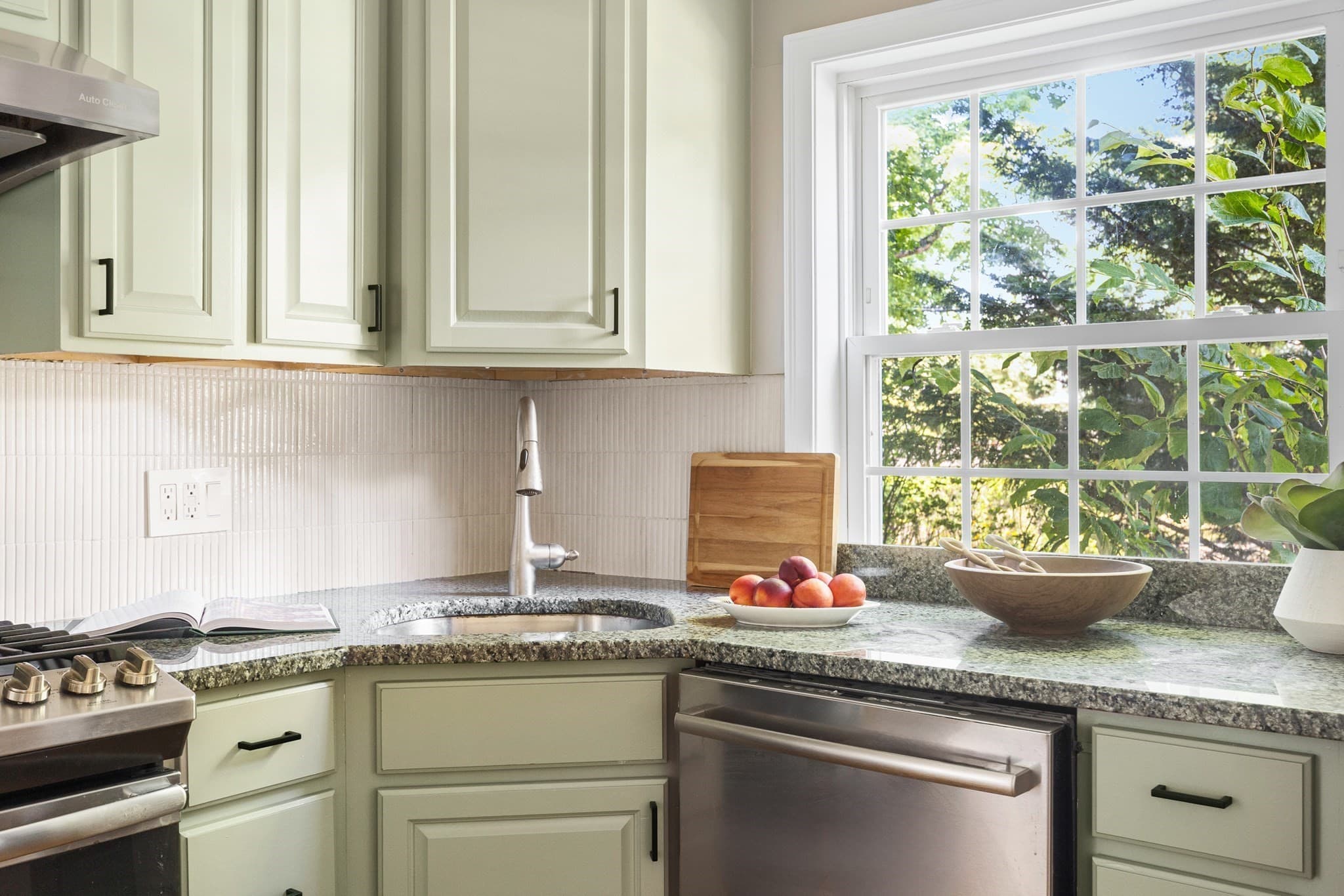 Condominium at 9 Wessex Road # 1, Newton MA 02459, Newton, photo 11 of 24