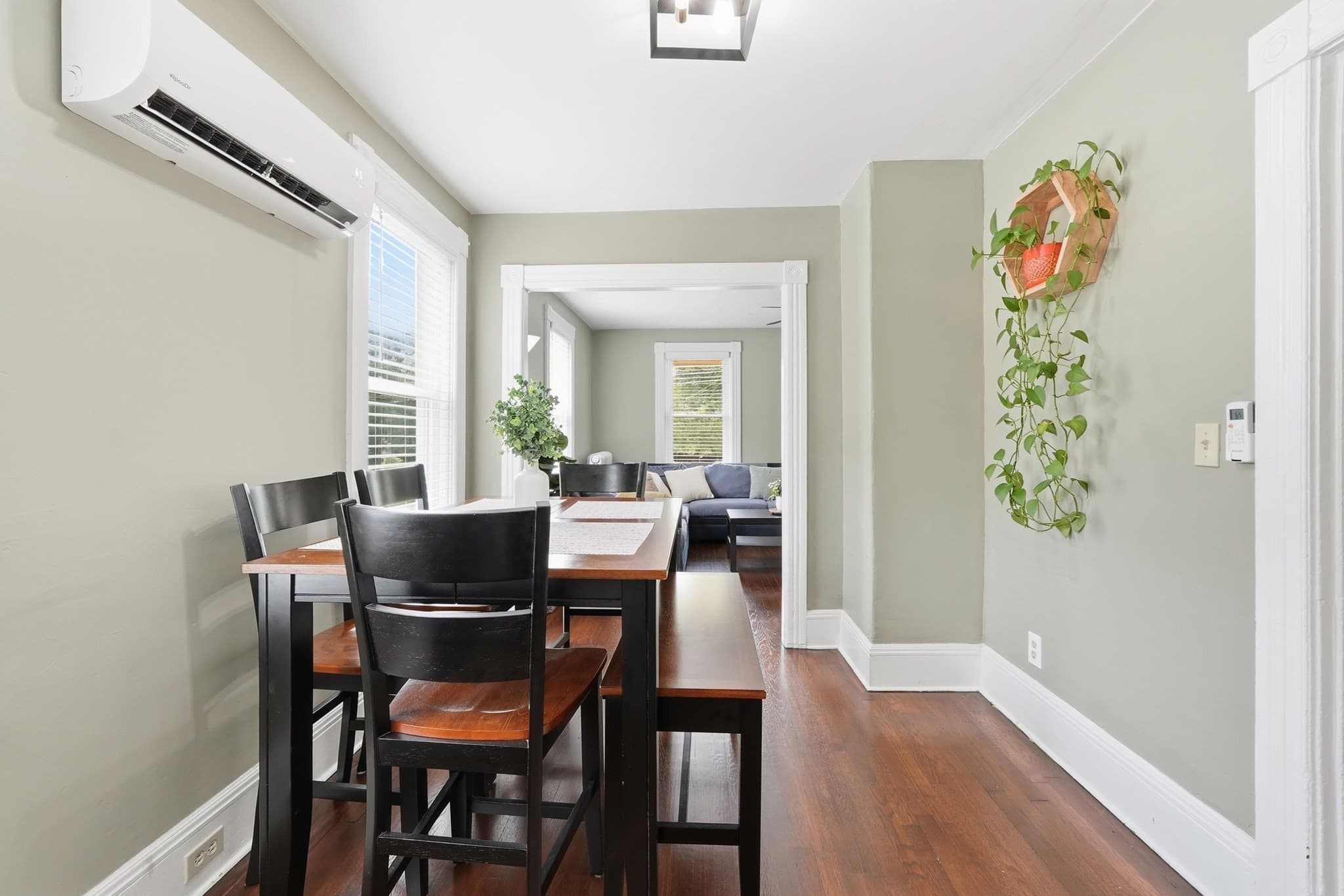 Single Family Residence at 96 Apricot St, Worcester MA 01603, Worcester, photo 12 of 39