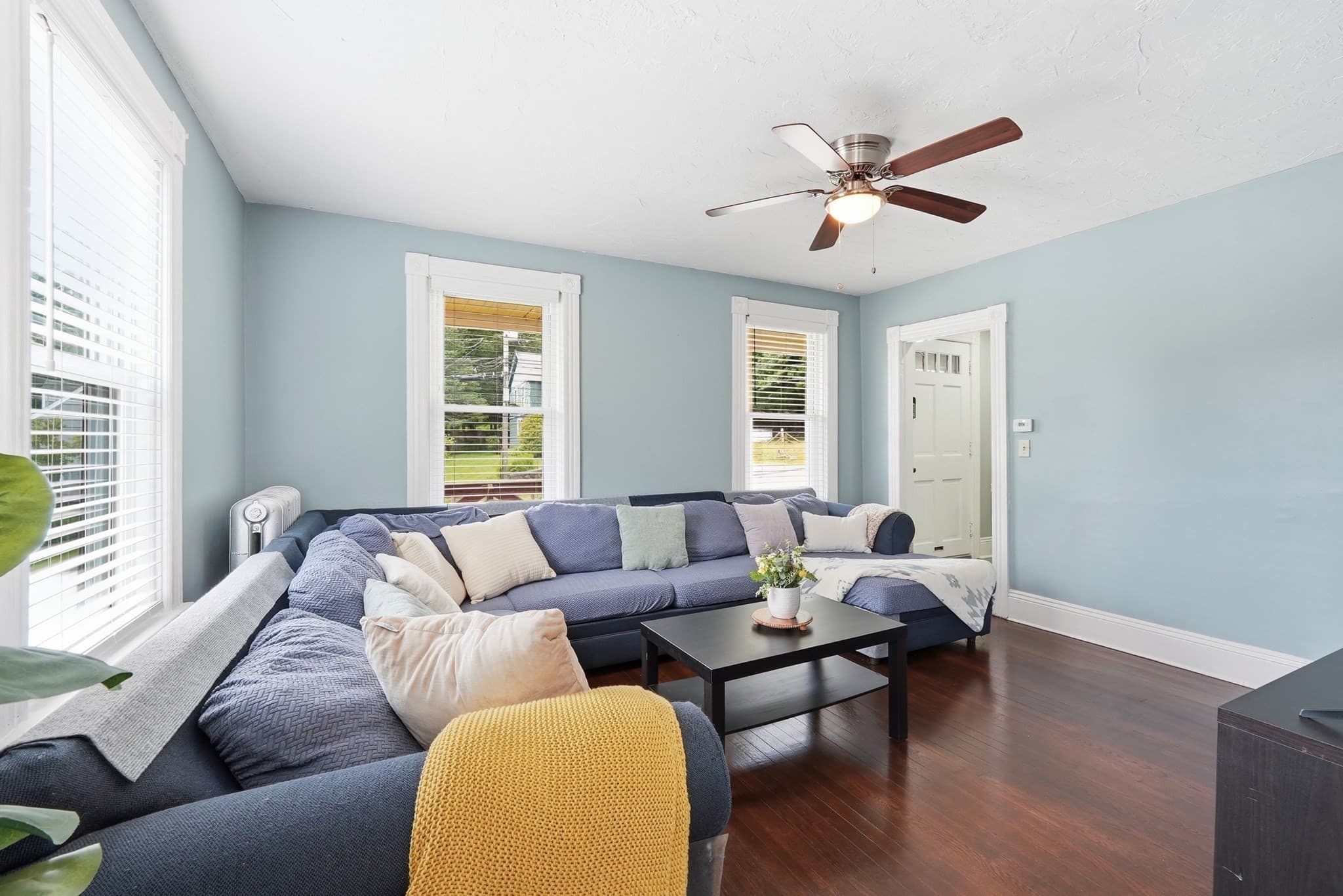 Single Family Residence at 96 Apricot St, Worcester MA 01603, Worcester, photo 7 of 39