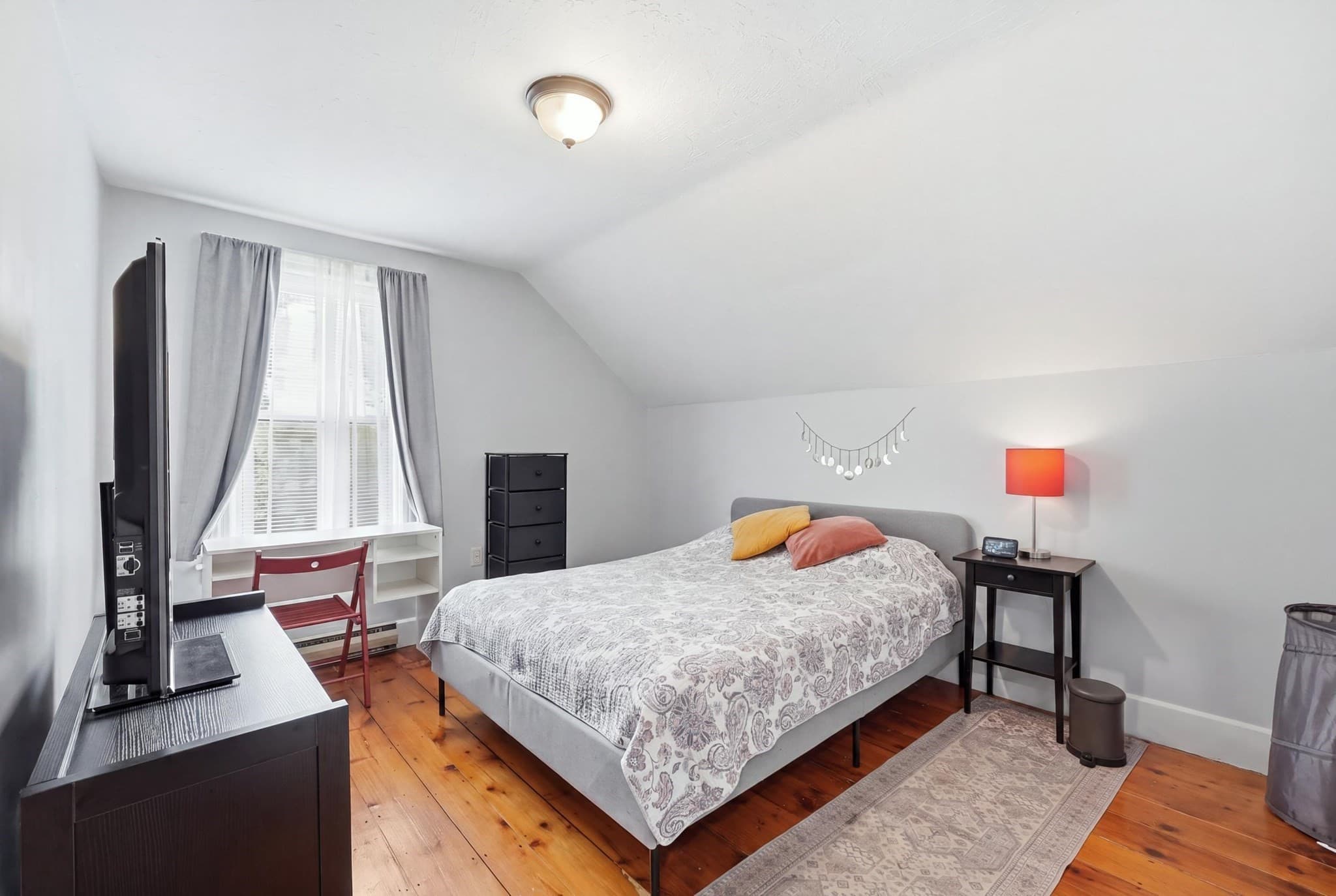 Single Family Residence at 96 Apricot St, Worcester MA 01603, Worcester, photo 14 of 39