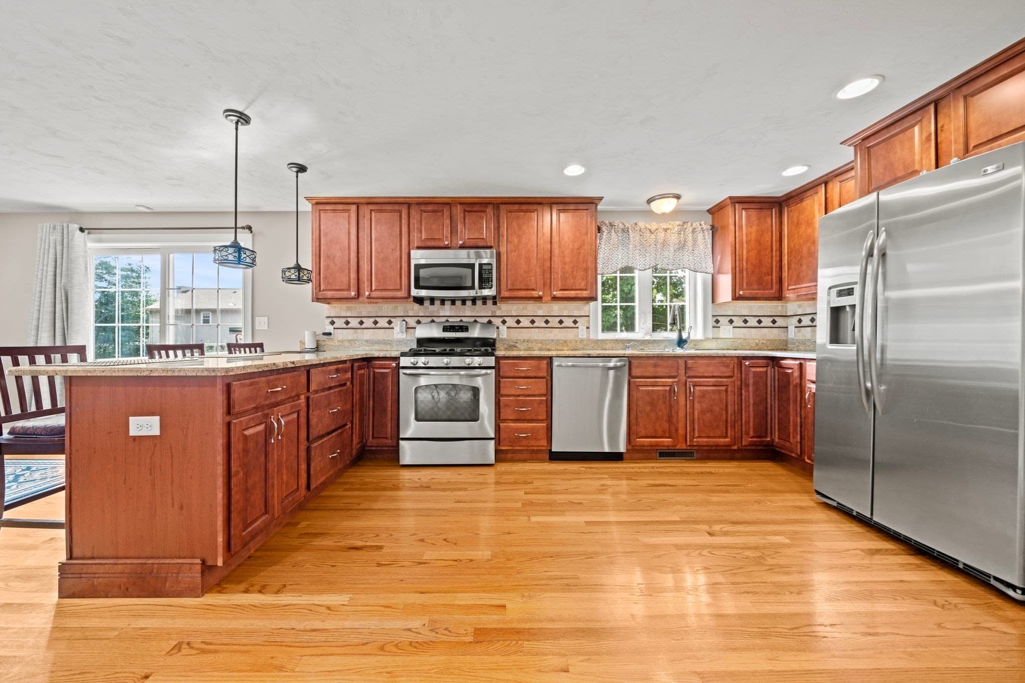 Single Family Residence at 11 Village Ln, Haverhill MA 01832, photo 2 of 38