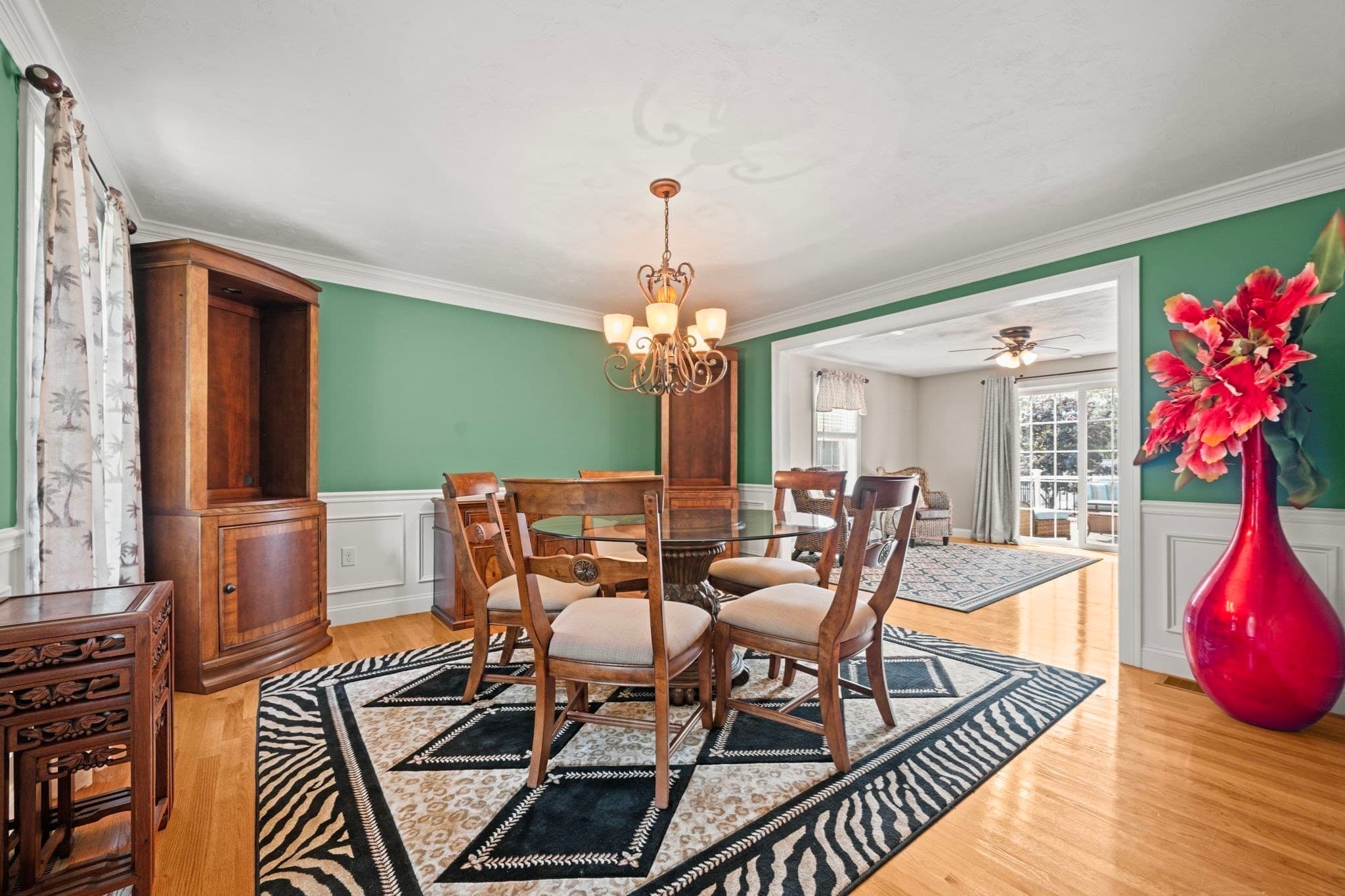 Single Family Residence at 11 Village Ln, Haverhill MA 01832, photo 12 of 38