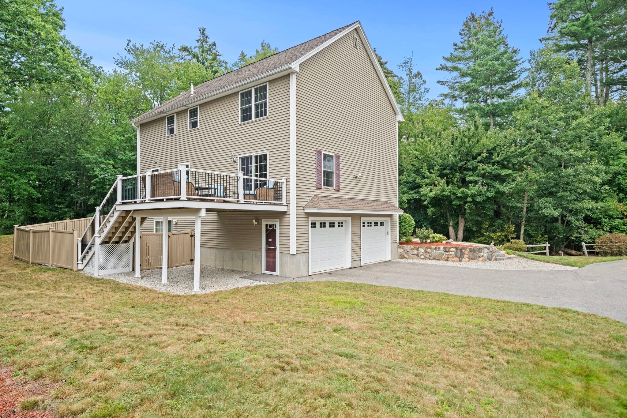 Single Family Residence at 11 Village Ln, Haverhill MA 01832, photo 25 of 38