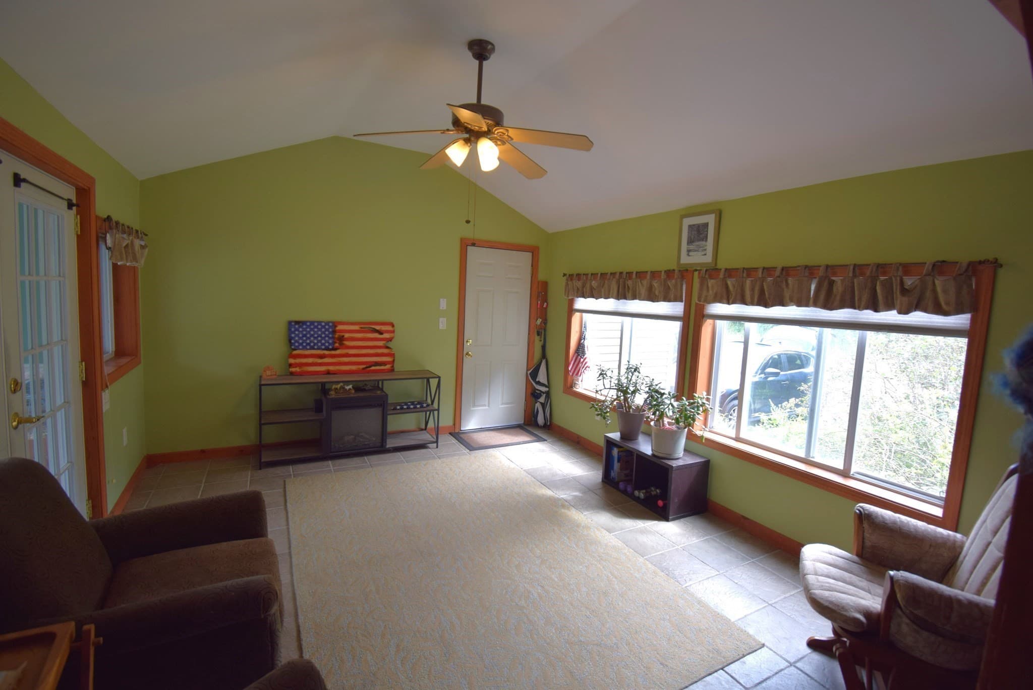 Single Family Residence at 287 Middle Road, Brentwood NH 03833, Brentwood, photo 4 of 42