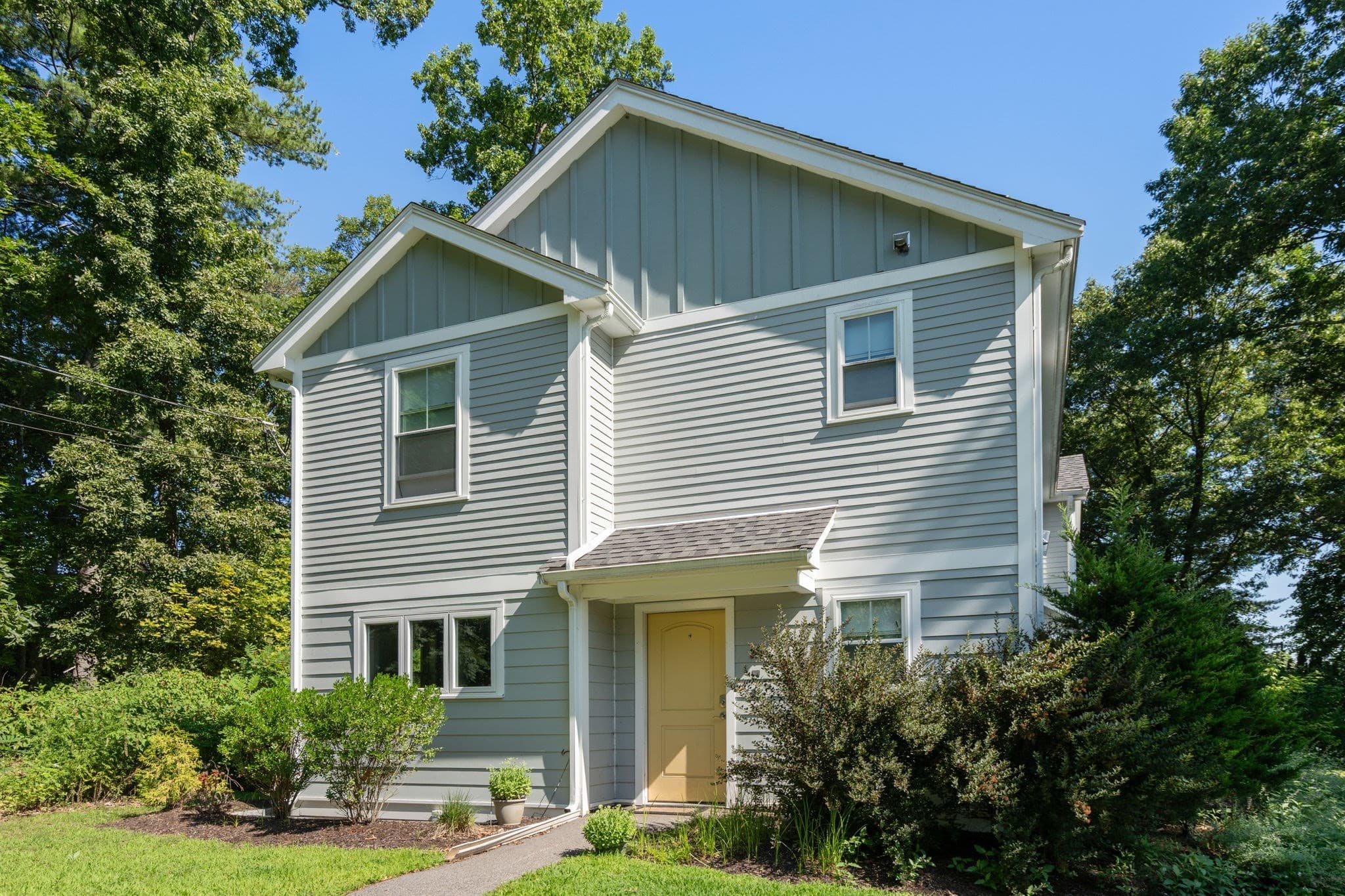 2 Family - 2 Units Side by Side at 299-301 Bacon St, Natick MA 01760, Natick, photo 3 of 41