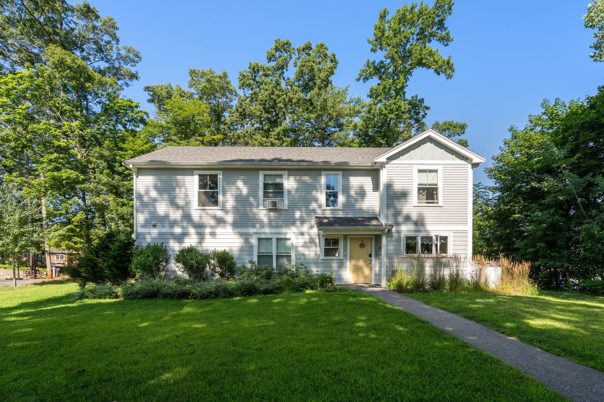 2 Family - 2 Units Side by Side at 299-301 Bacon St, Natick MA 01760, Natick, photo 5 of 41