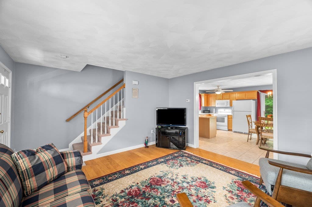 Condominium at 78 Eagle Dr # 78, Tewksbury MA 01876, photo 9 of 32