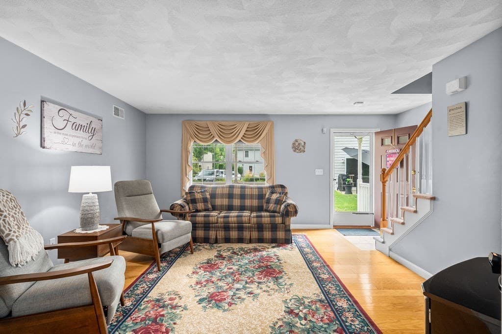 Condominium at 78 Eagle Dr # 78, Tewksbury MA 01876, photo 10 of 32