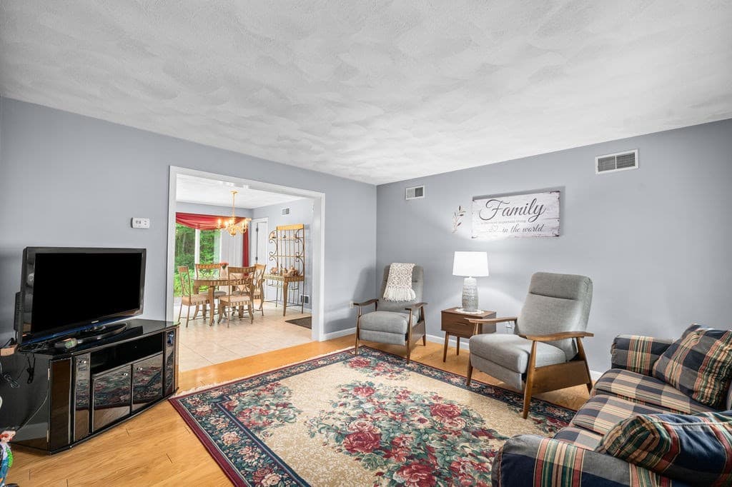 Condominium at 78 Eagle Dr # 78, Tewksbury MA 01876, photo 8 of 32