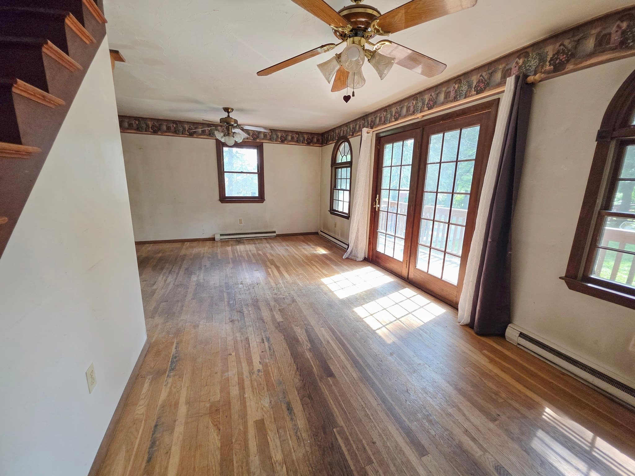 Single Family Residence at 11 Ferncroft Rd, Leicester MA 01524, Leicester, photo 6 of 23