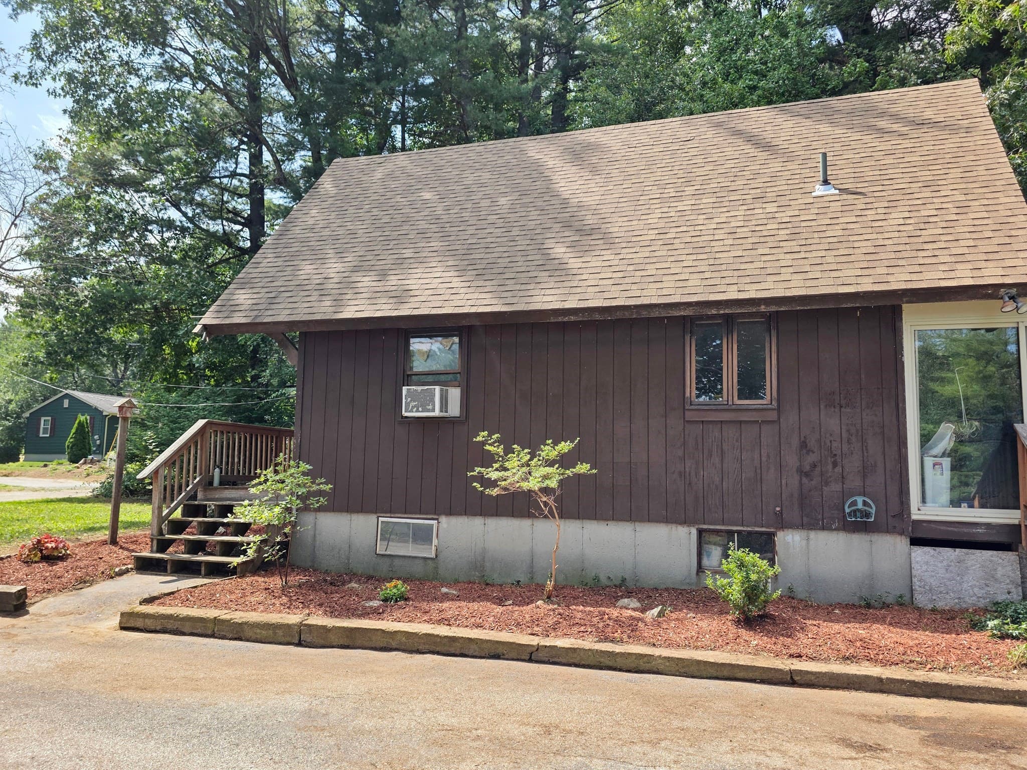 Single Family Residence at 11 Ferncroft Rd, Leicester MA 01524, Leicester, photo 3 of 23