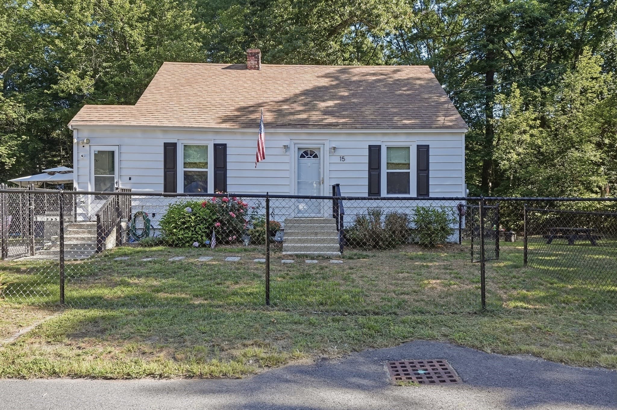15 Miles Rd, Tewksbury MA 01876